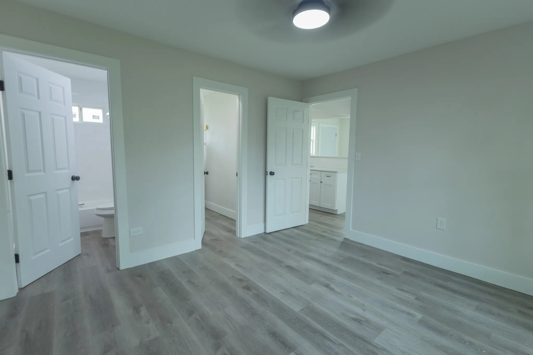 Wood-finish flooring throughout