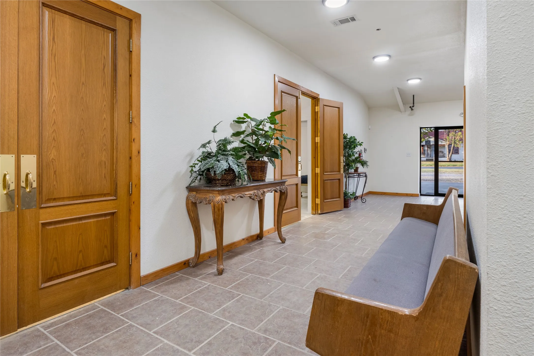 Business For Sale in Hunt County , 803 CHESTNUT Street, Commerce, Texas 75428, 0, 0, Garage spaces, 0 Sqft, built in 1985, mls#21400858, Real Estate Agent in Commerce, Homes For Sale in Hunt county, Homes For Sale in Commerce, Realtor in Commerce Texas, Real Estate Brokerage Independent Realty Texas, Luminita Cordes Realtor