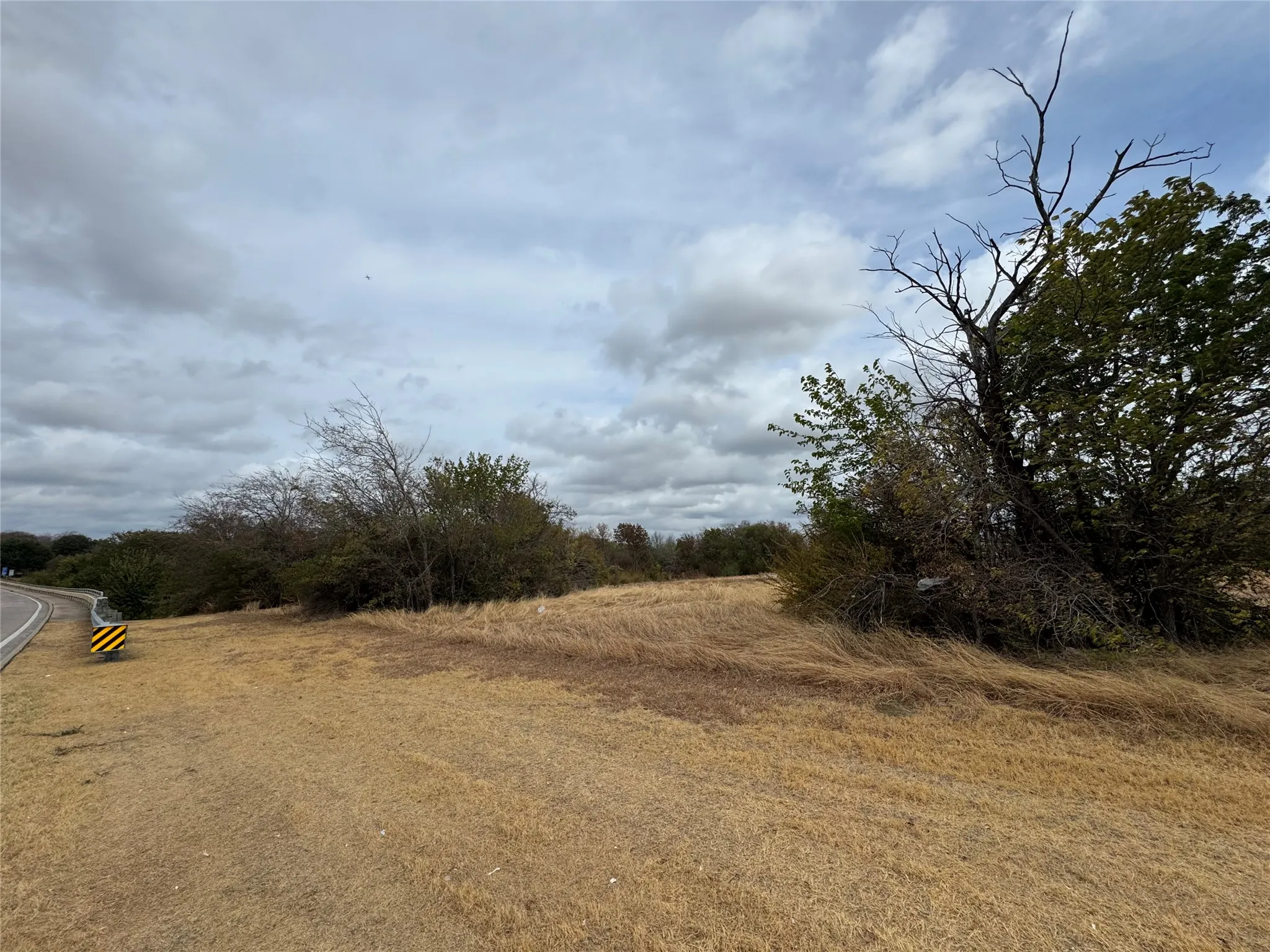 Unimproved Land For Sale in Dallas County , 1202 Dalworth Street, Grand Prairie, Texas 75050, 0, 0, Garage spaces, 0 Sqft, built in 0, mls#21400365, Real Estate Agent in Grand Prairie, Homes For Sale in Dallas county, Homes For Sale in Grand Prairie, Realtor in Grand Prairie Texas, Real Estate Brokerage Independent Realty Texas, Luminita Cordes Realtor