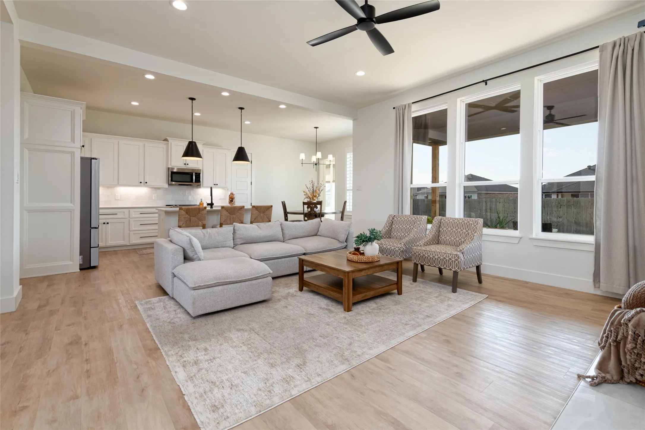 Single Family Residence For Sale in Taylor County , 317 Blackhawk Drive, Abilene, Texas 79602, 4 Bedroom, 2 Bathroom, 2 Garage spaces, 1,863 Sqft, built in 2023, mls#21400743, Real Estate Agent in Abilene, Homes For Sale in Taylor county, Homes For Sale in Abilene, Realtor in Abilene Texas, Real Estate Brokerage Independent Realty Texas, Luminita Cordes Realtor