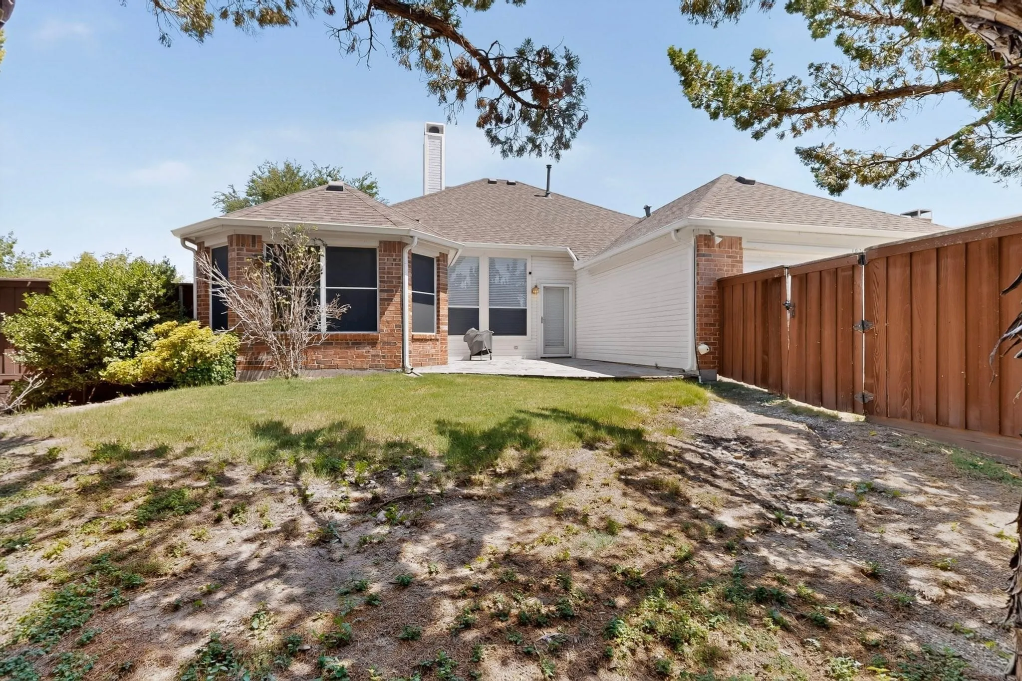 Single Family Residence For Rent in Collin County , 10201 Max Lane, Frisco, Texas 75035, 3 Bedroom, 2 Bathroom, 2 Garage spaces, 2,142 Sqft, built in 1995, mls#21400927, Real Estate Agent in Frisco, Homes For Rent in Collin county, Homes For Rent in Frisco, Realtor in Frisco Texas, Real Estate Brokerage Independent Realty Texas, Luminita Cordes Realtor