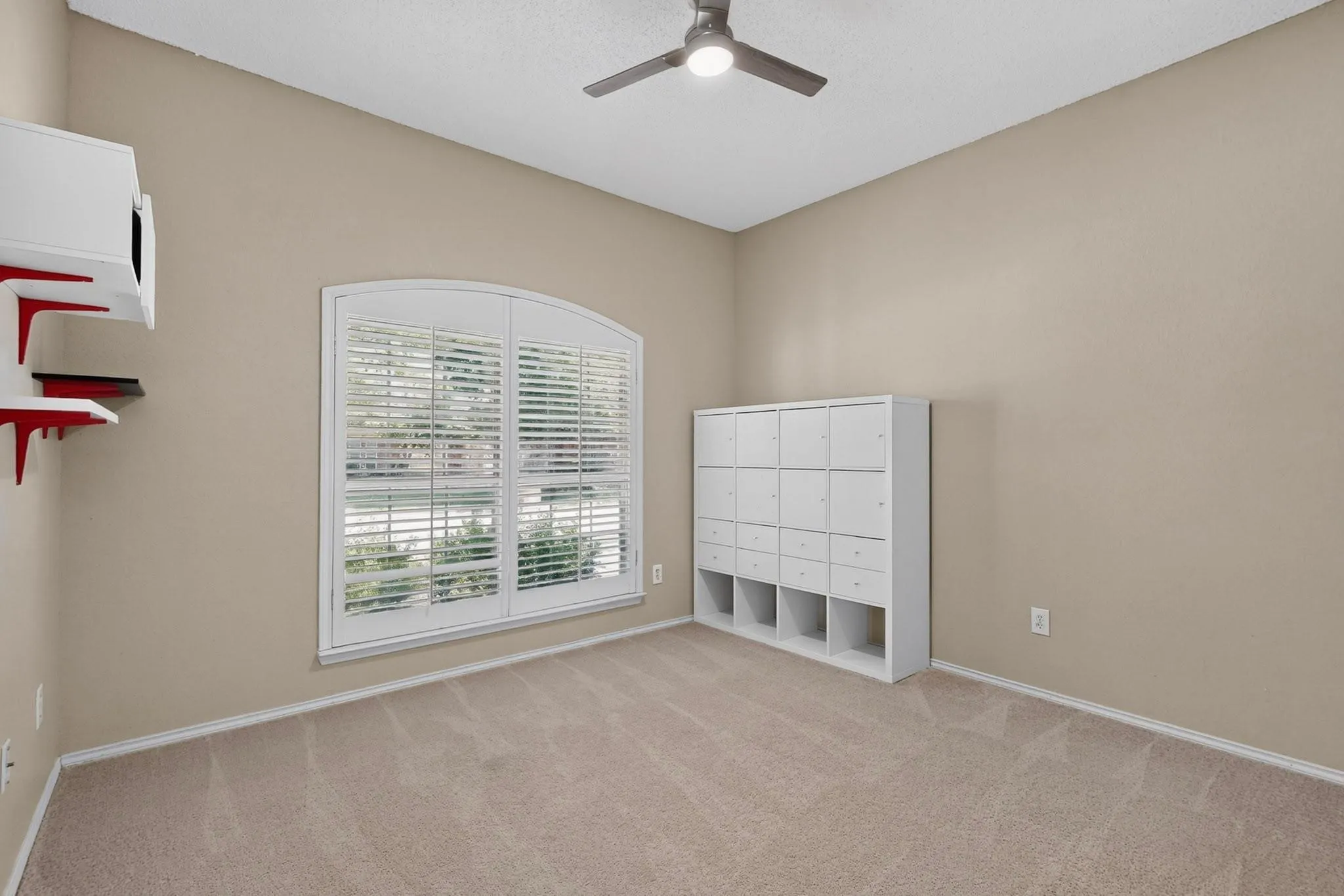 Single Family Residence For Rent in Collin County , 10201 Max Lane, Frisco, Texas 75035, 3 Bedroom, 2 Bathroom, 2 Garage spaces, 2,142 Sqft, built in 1995, mls#21400927, Real Estate Agent in Frisco, Homes For Rent in Collin county, Homes For Rent in Frisco, Realtor in Frisco Texas, Real Estate Brokerage Independent Realty Texas, Luminita Cordes Realtor