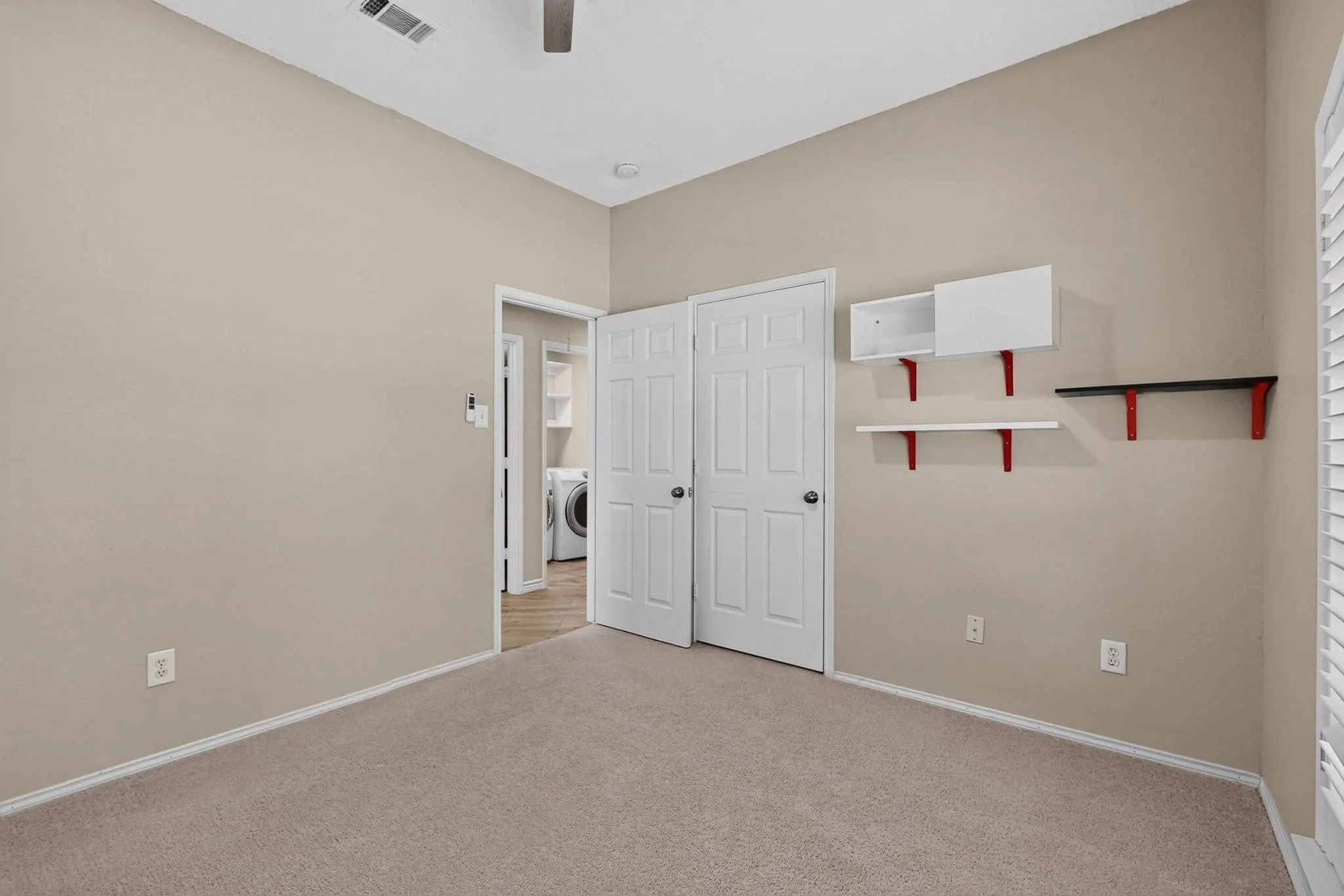 Single Family Residence For Rent in Collin County , 10201 Max Lane, Frisco, Texas 75035, 3 Bedroom, 2 Bathroom, 2 Garage spaces, 2,142 Sqft, built in 1995, mls#21400927, Real Estate Agent in Frisco, Homes For Rent in Collin county, Homes For Rent in Frisco, Realtor in Frisco Texas, Real Estate Brokerage Independent Realty Texas, Luminita Cordes Realtor