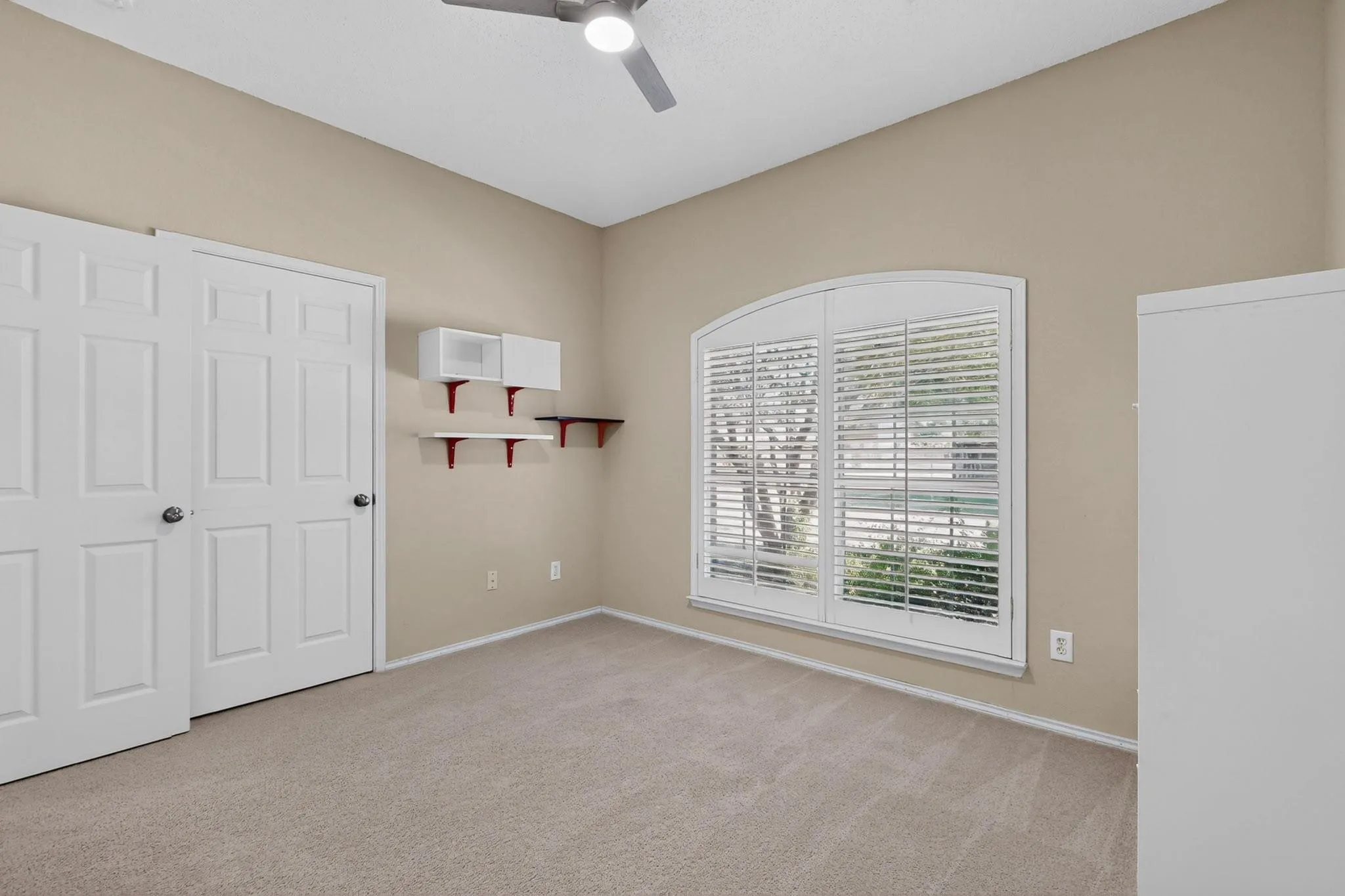 Single Family Residence For Rent in Collin County , 10201 Max Lane, Frisco, Texas 75035, 3 Bedroom, 2 Bathroom, 2 Garage spaces, 2,142 Sqft, built in 1995, mls#21400927, Real Estate Agent in Frisco, Homes For Rent in Collin county, Homes For Rent in Frisco, Realtor in Frisco Texas, Real Estate Brokerage Independent Realty Texas, Luminita Cordes Realtor