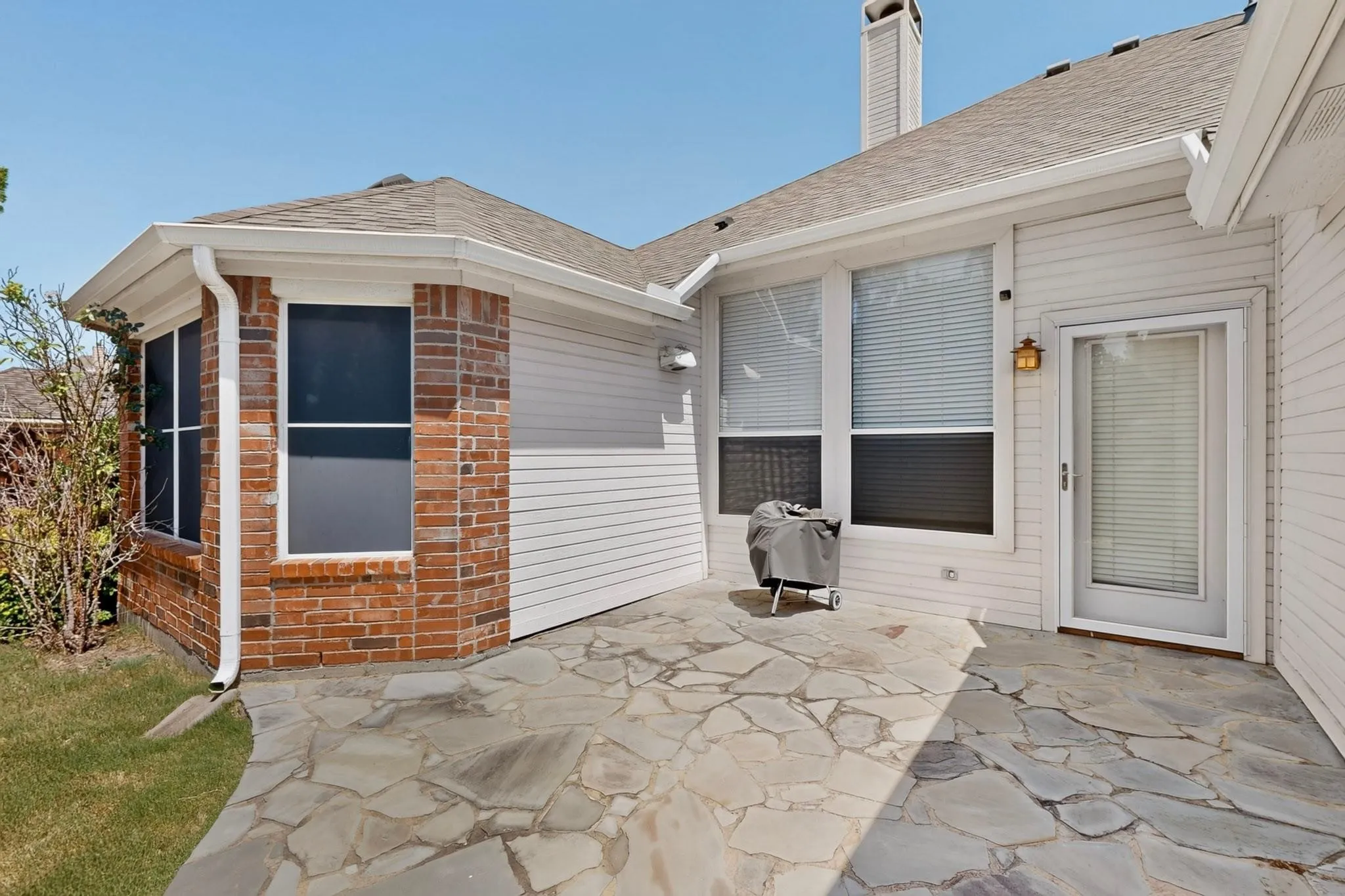 Single Family Residence For Rent in Collin County , 10201 Max Lane, Frisco, Texas 75035, 3 Bedroom, 2 Bathroom, 2 Garage spaces, 2,142 Sqft, built in 1995, mls#21400927, Real Estate Agent in Frisco, Homes For Rent in Collin county, Homes For Rent in Frisco, Realtor in Frisco Texas, Real Estate Brokerage Independent Realty Texas, Luminita Cordes Realtor