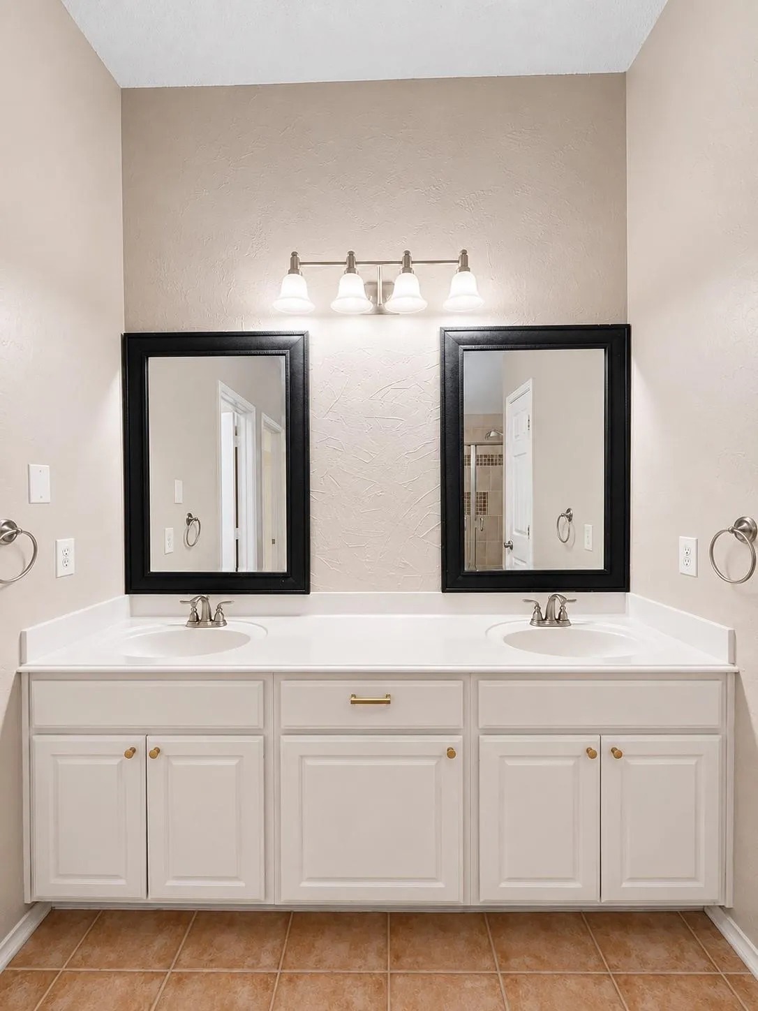 Single Family Residence For Rent in Collin County , 10201 Max Lane, Frisco, Texas 75035, 3 Bedroom, 2 Bathroom, 2 Garage spaces, 2,142 Sqft, built in 1995, mls#21400927, Real Estate Agent in Frisco, Homes For Rent in Collin county, Homes For Rent in Frisco, Realtor in Frisco Texas, Real Estate Brokerage Independent Realty Texas, Luminita Cordes Realtor