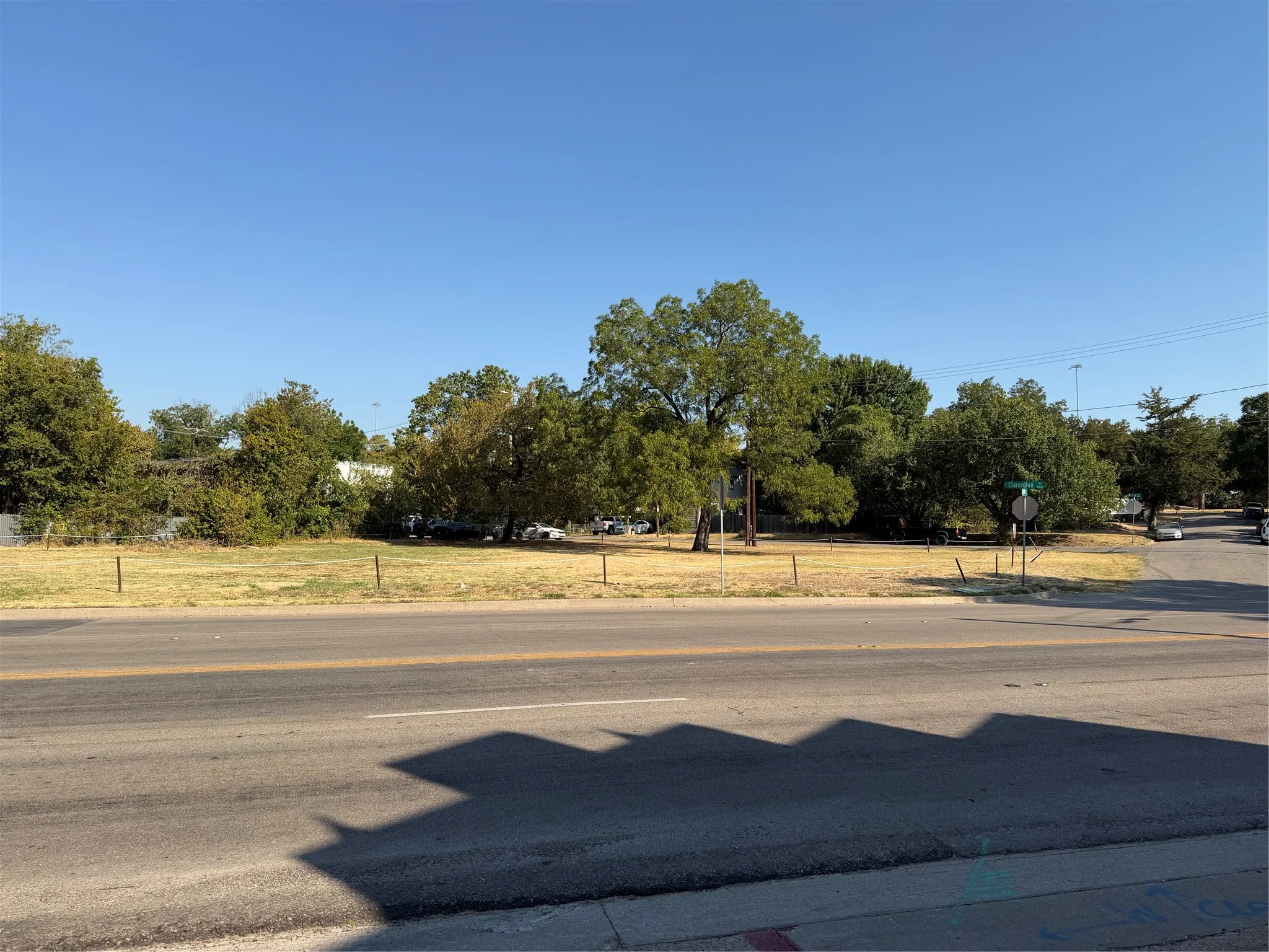 Improved Land For Sale in Dallas County , 935 E Clarendon Drive, Dallas, Texas 75203, 0, 0, Garage spaces, 0 Sqft, built in 0, mls#21400892, Real Estate Agent in Dallas, Homes For Sale in Dallas county, Homes For Sale in Dallas, Realtor in Dallas Texas, Real Estate Brokerage Independent Realty Texas, Luminita Cordes Realtor