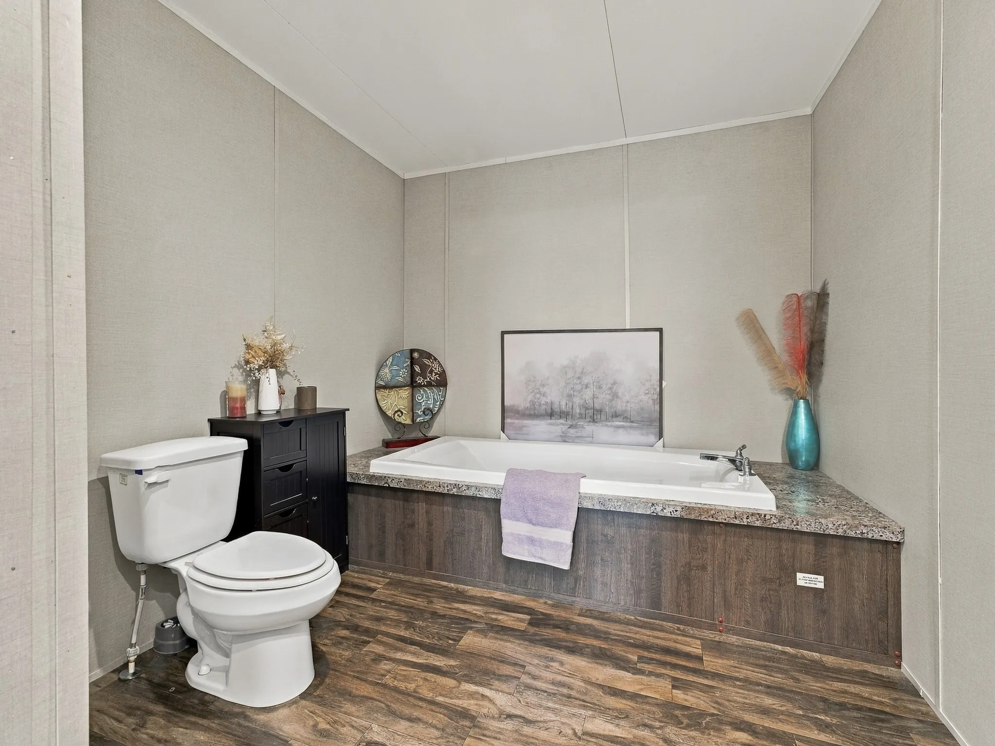 Manufactured Home For Sale in Wise County , 123 Dove Court, Runaway Bay, Texas 76426, 4 Bedroom, 2 Bathroom, 1 Garage spaces, 1,493 Sqft, built in 2024, mls#21398357, Real Estate Agent in Runaway Bay, Homes For Sale in Wise county, Homes For Sale in Runaway Bay, Realtor in Runaway Bay Texas, Real Estate Brokerage Independent Realty Texas, Luminita Cordes Realtor