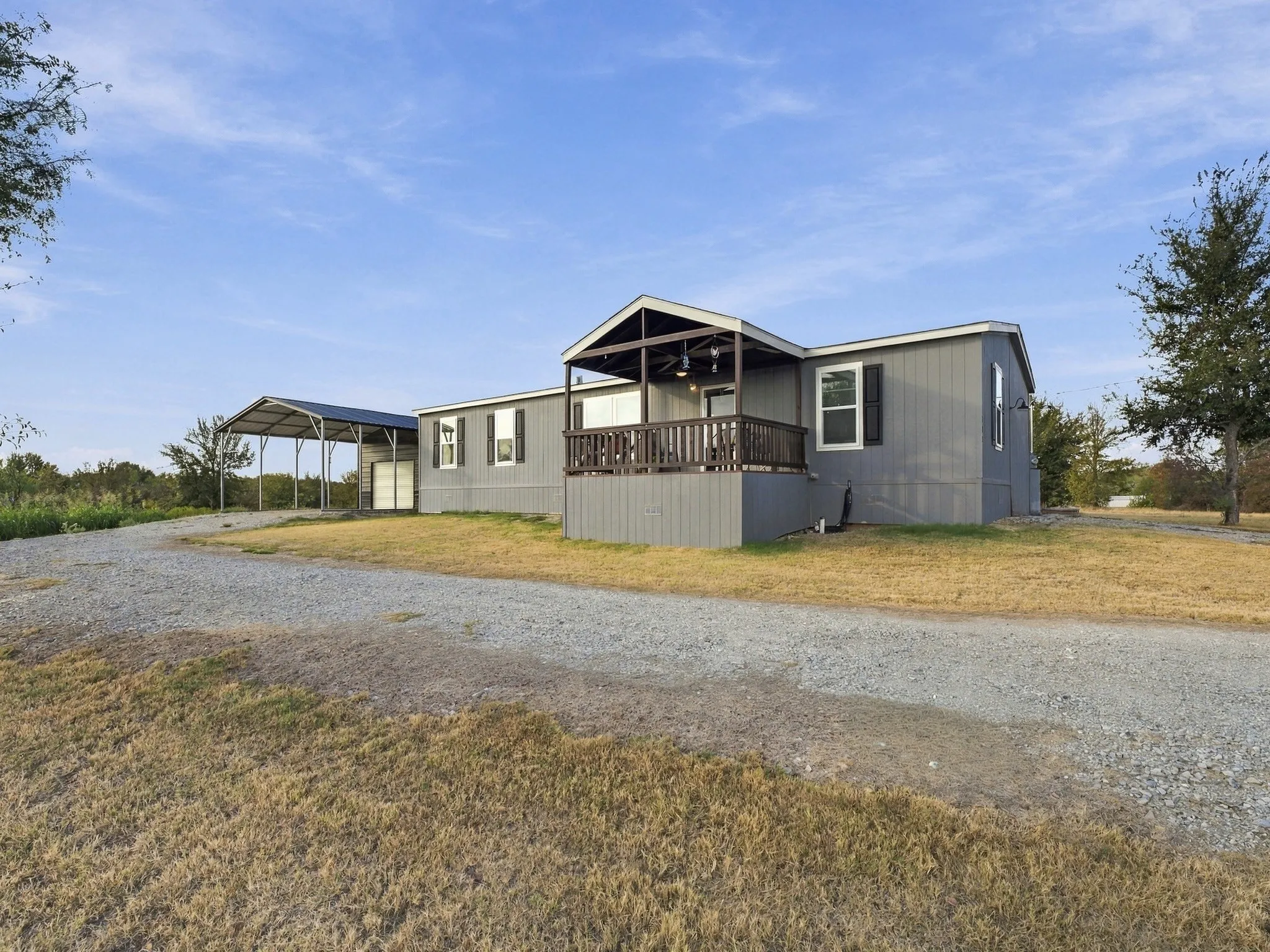 Manufactured Home For Sale in Wise County , 123 Dove Court, Runaway Bay, Texas 76426, 4 Bedroom, 2 Bathroom, 1 Garage spaces, 1,493 Sqft, built in 2024, mls#21398357, Real Estate Agent in Runaway Bay, Homes For Sale in Wise county, Homes For Sale in Runaway Bay, Realtor in Runaway Bay Texas, Real Estate Brokerage Independent Realty Texas, Luminita Cordes Realtor