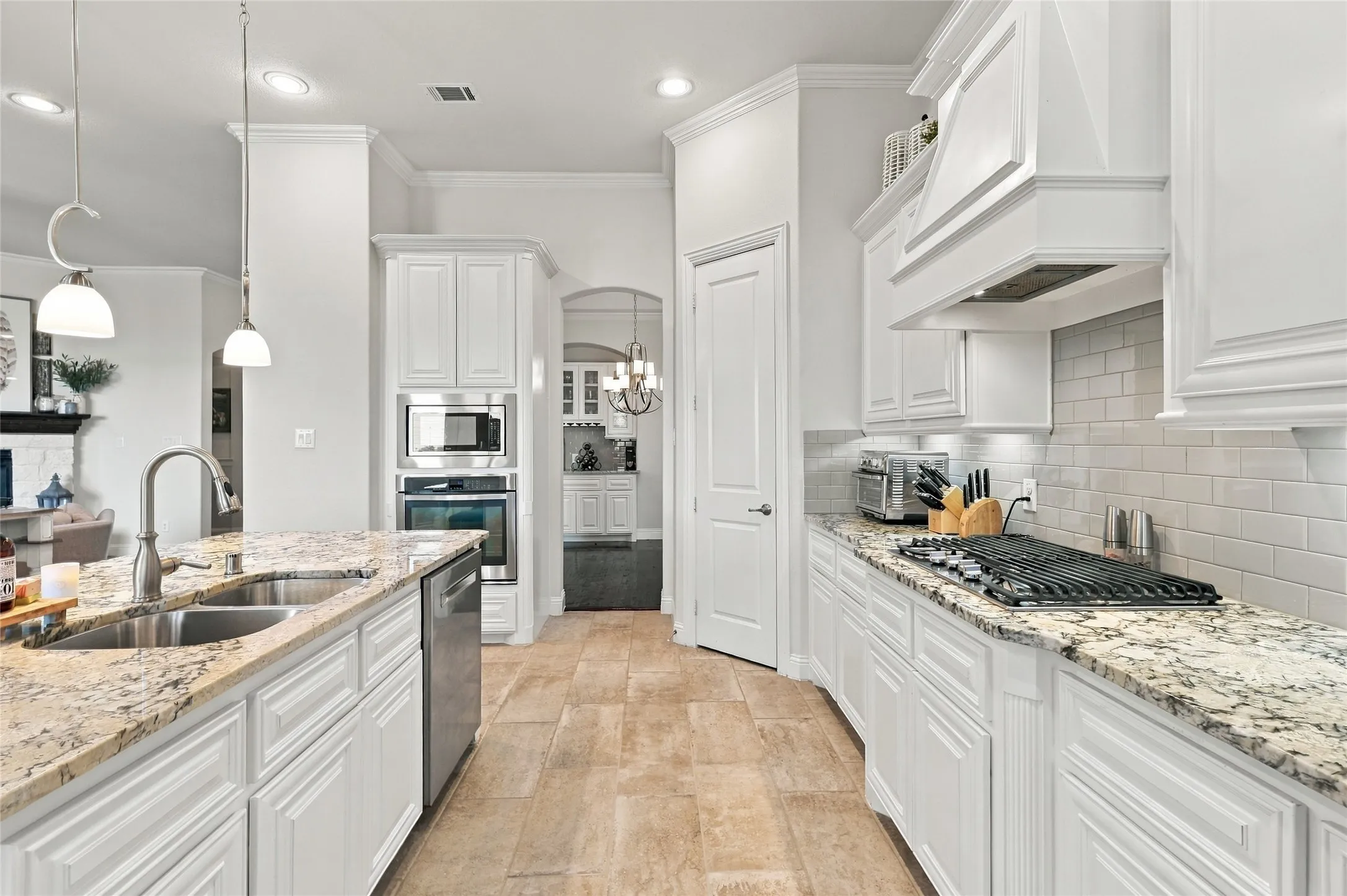 Single Family Residence For Sale in Collin County , 840 Waterview Drive, Prosper, Texas 75078, 4 Bedroom, 4 Bathroom, 3 Garage spaces, 3,843 Sqft, built in 2016, mls#21399130, Real Estate Agent in Prosper, Homes For Sale in Collin county, Homes For Sale in Prosper, Realtor in Prosper Texas, Real Estate Brokerage Independent Realty Texas, Luminita Cordes Realtor