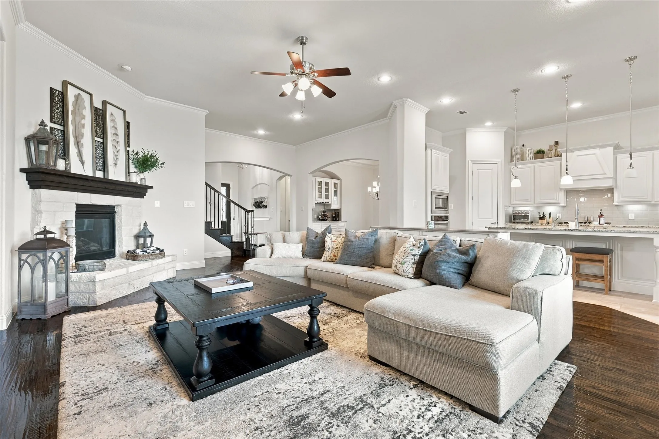 Single Family Residence For Sale in Collin County , 840 Waterview Drive, Prosper, Texas 75078, 4 Bedroom, 4 Bathroom, 3 Garage spaces, 3,843 Sqft, built in 2016, mls#21399130, Real Estate Agent in Prosper, Homes For Sale in Collin county, Homes For Sale in Prosper, Realtor in Prosper Texas, Real Estate Brokerage Independent Realty Texas, Luminita Cordes Realtor