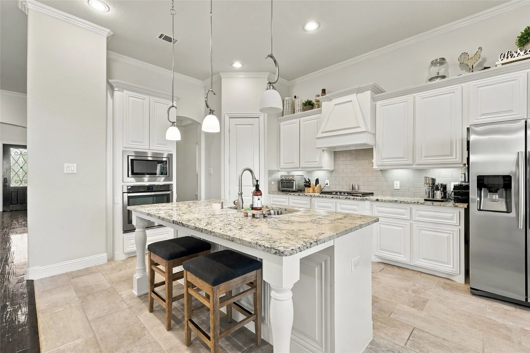Single Family Residence For Sale in Collin County , 840 Waterview Drive, Prosper, Texas 75078, 4 Bedroom, 4 Bathroom, 3 Garage spaces, 3,843 Sqft, built in 2016, mls#21399130, Real Estate Agent in Prosper, Homes For Sale in Collin county, Homes For Sale in Prosper, Realtor in Prosper Texas, Real Estate Brokerage Independent Realty Texas, Luminita Cordes Realtor