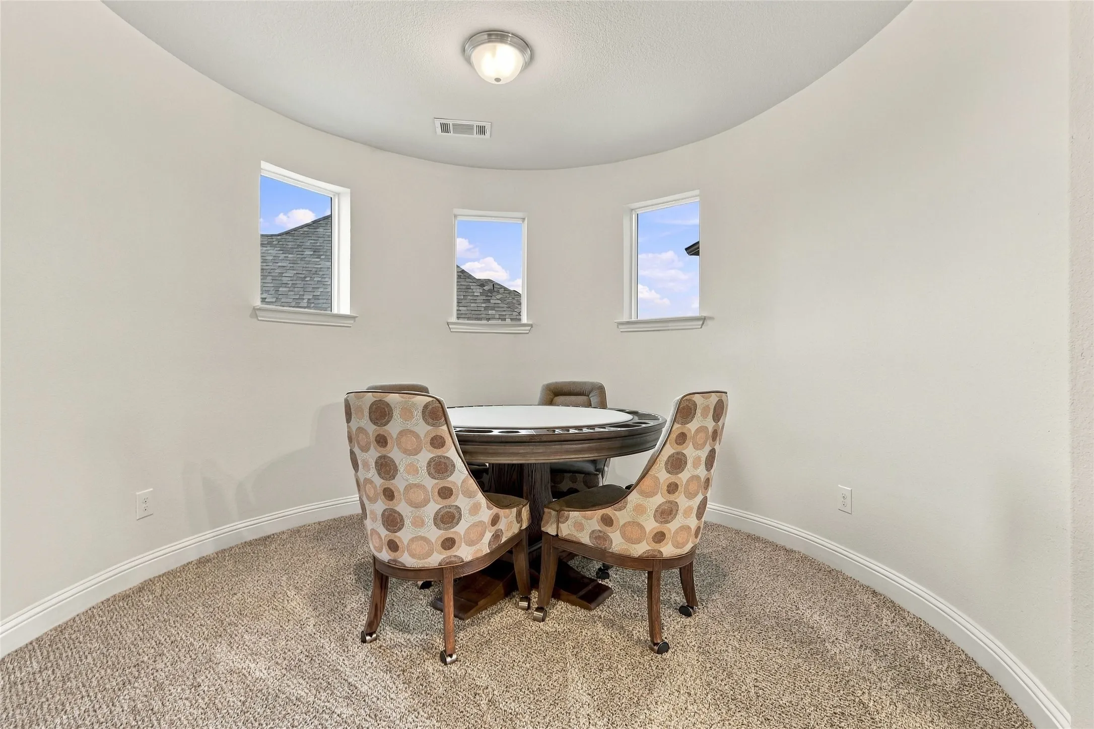 Single Family Residence For Sale in Collin County , 840 Waterview Drive, Prosper, Texas 75078, 4 Bedroom, 4 Bathroom, 3 Garage spaces, 3,843 Sqft, built in 2016, mls#21399130, Real Estate Agent in Prosper, Homes For Sale in Collin county, Homes For Sale in Prosper, Realtor in Prosper Texas, Real Estate Brokerage Independent Realty Texas, Luminita Cordes Realtor
