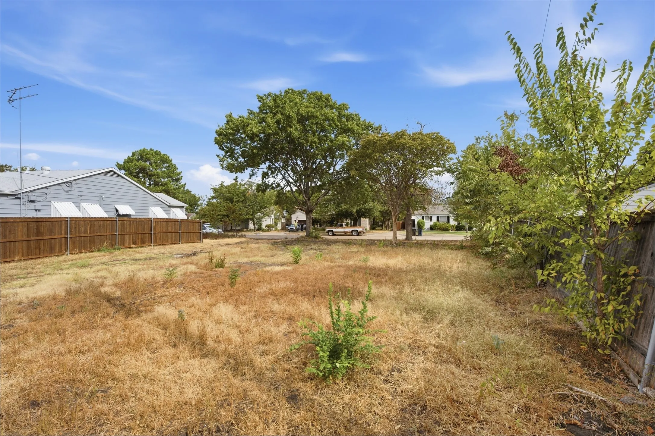 Improved Land For Sale in Tarrant County , 3413 Cloer Drive, Fort Worth, Texas 76109, 0, 0, Garage spaces, 0 Sqft, built in 1949, mls#21400908, Real Estate Agent in Fort Worth, Homes For Sale in Tarrant county, Homes For Sale in Fort Worth, Realtor in Fort Worth Texas, Real Estate Brokerage Independent Realty Texas, Luminita Cordes Realtor