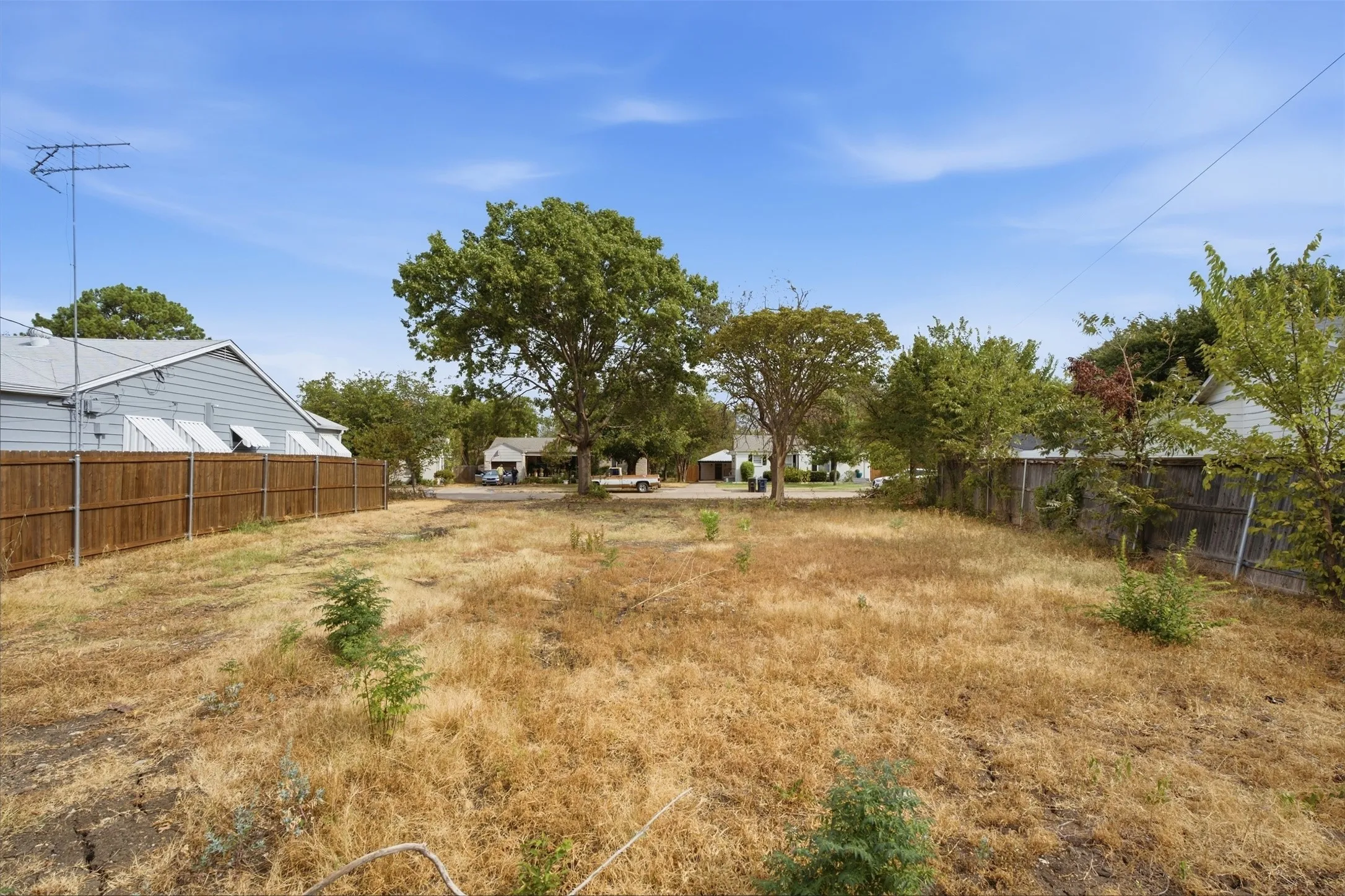 Improved Land For Sale in Tarrant County , 3413 Cloer Drive, Fort Worth, Texas 76109, 0, 0, Garage spaces, 0 Sqft, built in 1949, mls#21400908, Real Estate Agent in Fort Worth, Homes For Sale in Tarrant county, Homes For Sale in Fort Worth, Realtor in Fort Worth Texas, Real Estate Brokerage Independent Realty Texas, Luminita Cordes Realtor