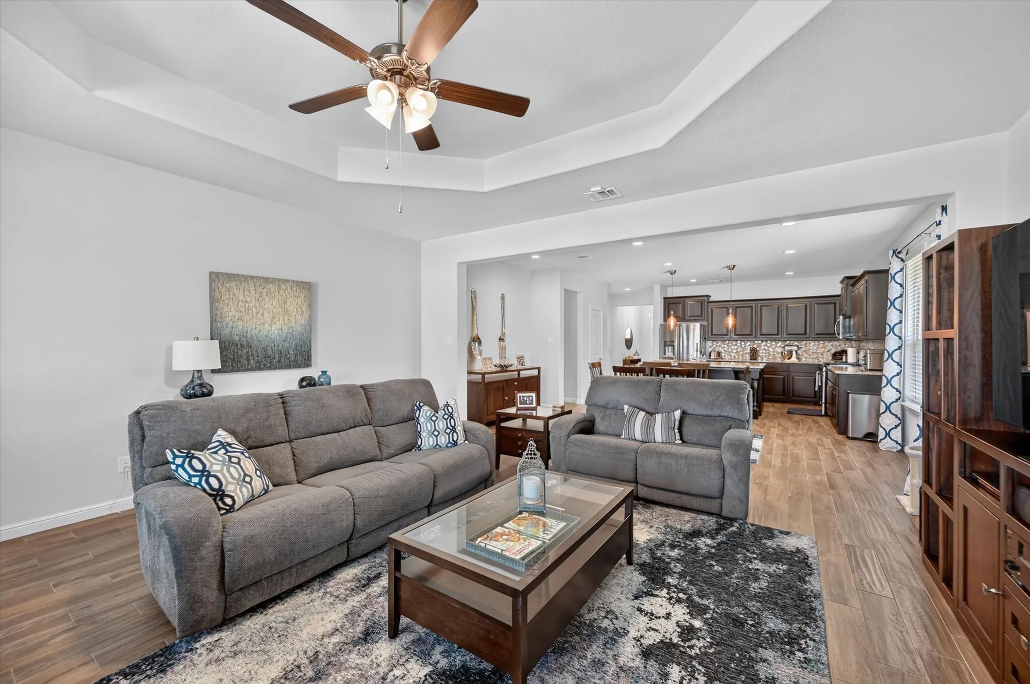 Single Family Residence For Sale in Denton County , 2620 Little Wonder Lane, Northlake, Texas 76247, 3 Bedroom, 2 Bathroom, 2 Garage spaces, 2,209 Sqft, built in 2020, mls#21393263, Real Estate Agent in Northlake, Homes For Sale in Denton county, Homes For Sale in Northlake, Realtor in Northlake Texas, Real Estate Brokerage Independent Realty Texas, Luminita Cordes Realtor