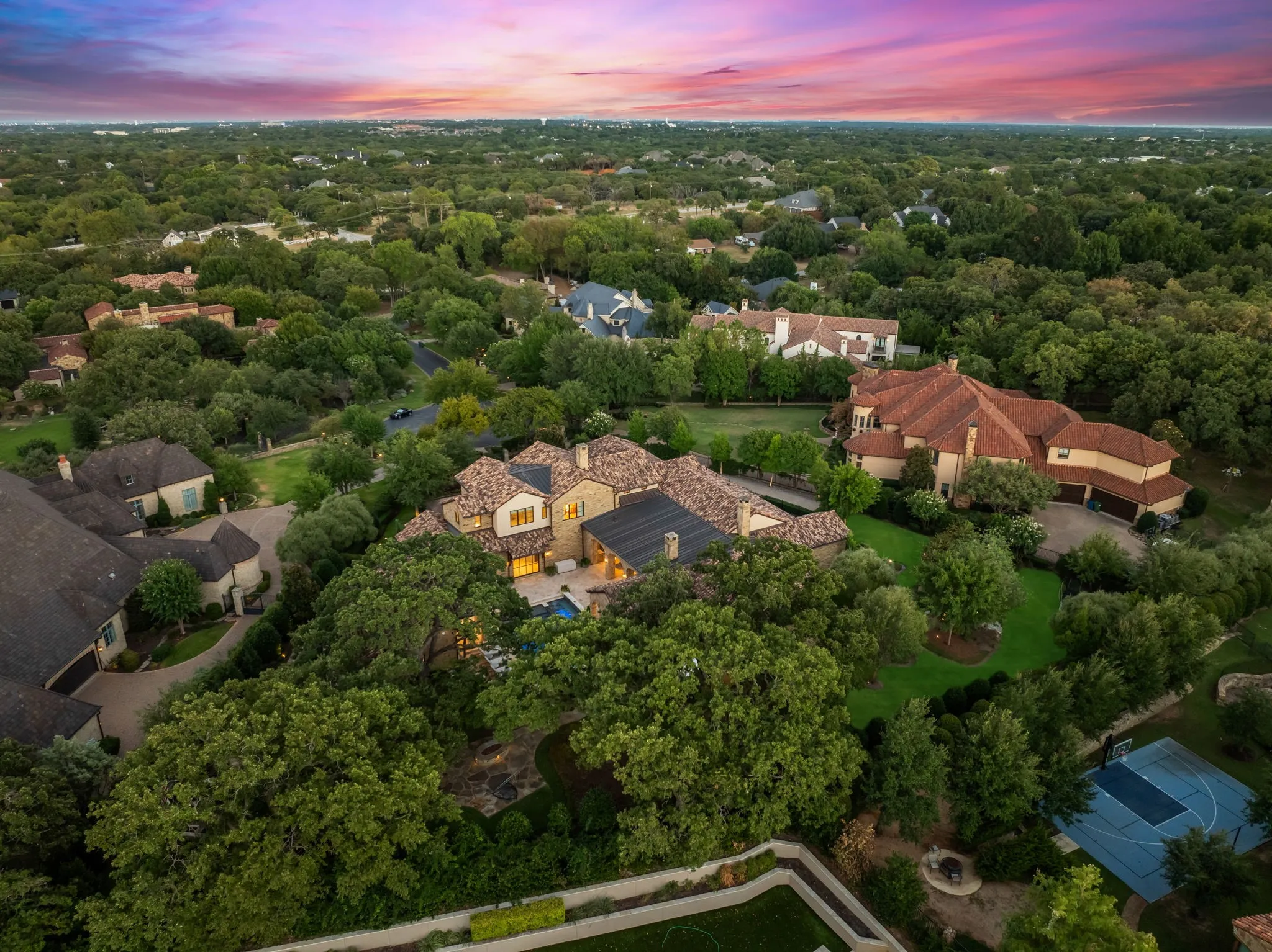 Single Family Residence For Sale in Tarrant County , 1208 Perdenalas Trail, Westlake, Texas 76262, 6 Bedroom, 8 Bathroom, 3 Garage spaces, 10,557 Sqft, built in 2019, mls#21373643, Real Estate Agent in Westlake, Homes For Sale in Tarrant county, Homes For Sale in Westlake, Realtor in Westlake Texas, Real Estate Brokerage Independent Realty Texas, Luminita Cordes Realtor