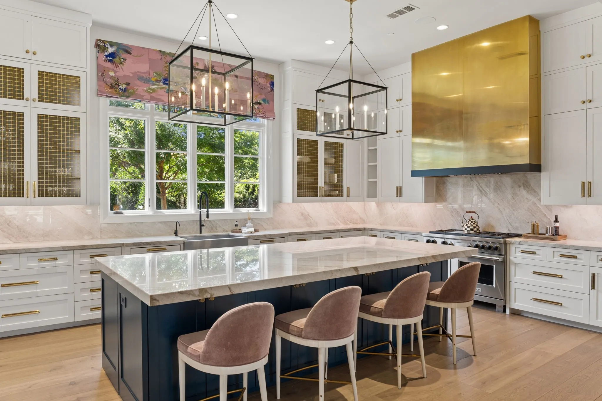 Single Family Residence For Sale in Tarrant County , 1208 Perdenalas Trail, Westlake, Texas 76262, 6 Bedroom, 8 Bathroom, 3 Garage spaces, 10,557 Sqft, built in 2019, mls#21373643, Real Estate Agent in Westlake, Homes For Sale in Tarrant county, Homes For Sale in Westlake, Realtor in Westlake Texas, Real Estate Brokerage Independent Realty Texas, Luminita Cordes Realtor