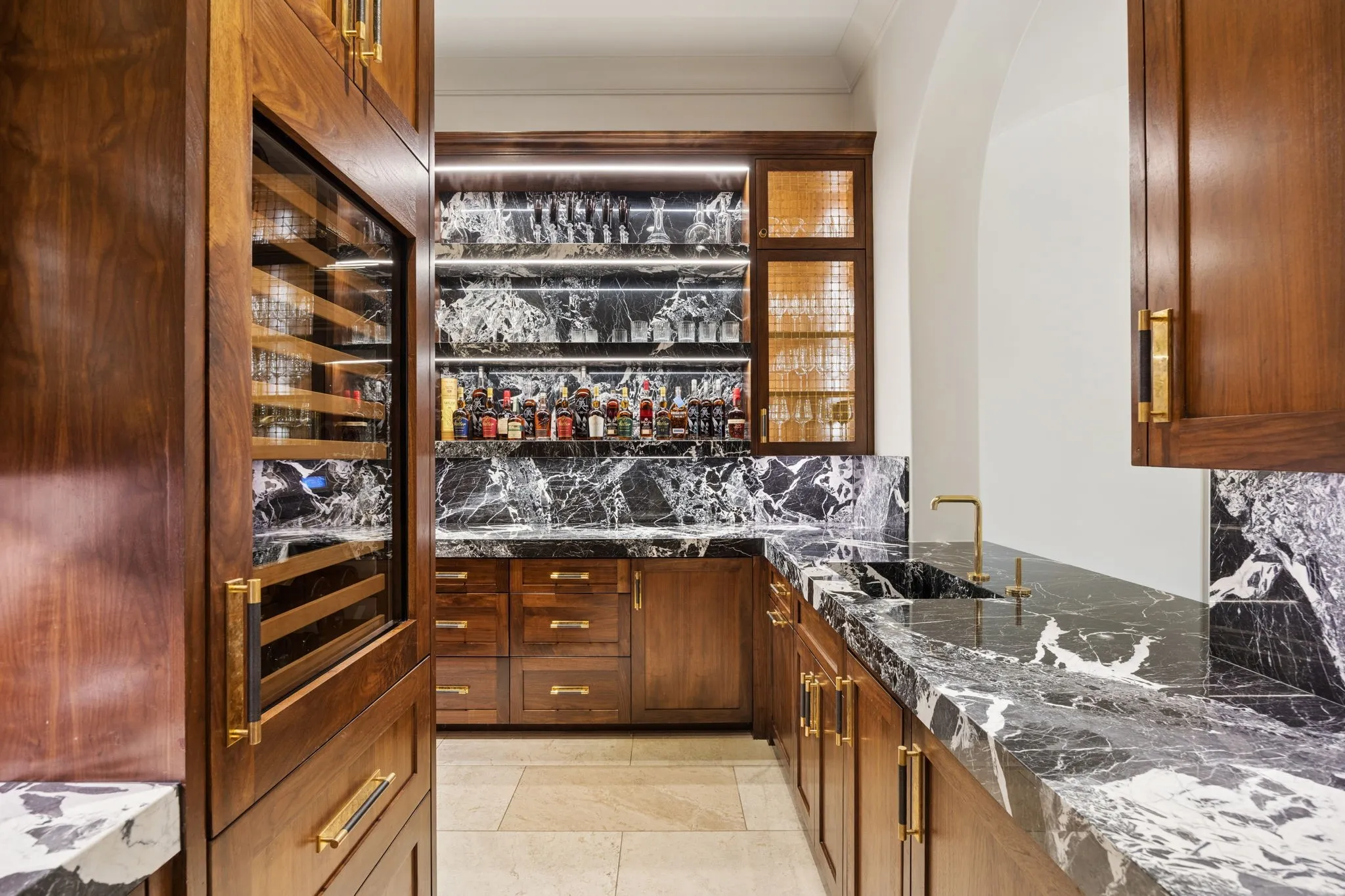 Single Family Residence For Sale in Tarrant County , 1208 Perdenalas Trail, Westlake, Texas 76262, 6 Bedroom, 8 Bathroom, 3 Garage spaces, 10,557 Sqft, built in 2019, mls#21373643, Real Estate Agent in Westlake, Homes For Sale in Tarrant county, Homes For Sale in Westlake, Realtor in Westlake Texas, Real Estate Brokerage Independent Realty Texas, Luminita Cordes Realtor