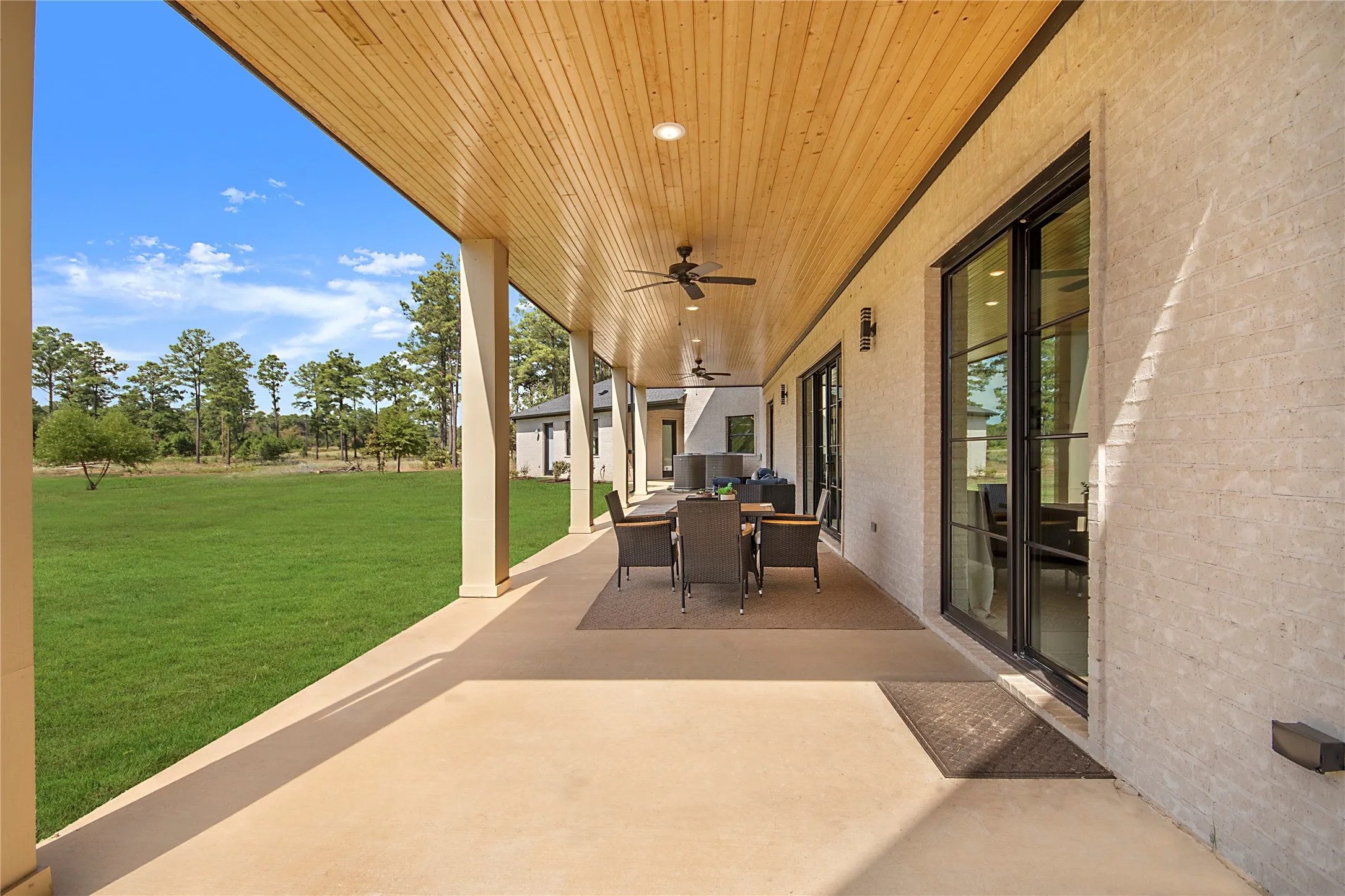 Single Family Residence For Sale in Harrison County , 8383 FM 2208, Longview, Texas 75650, 6 Bedroom, 5 Bathroom, 2 Garage spaces, 6,922 Sqft, built in 2022, mls#21400797, Real Estate Agent in Longview, Homes For Sale in Harrison county, Homes For Sale in Longview, Realtor in Longview Texas, Real Estate Brokerage Independent Realty Texas, Luminita Cordes Realtor