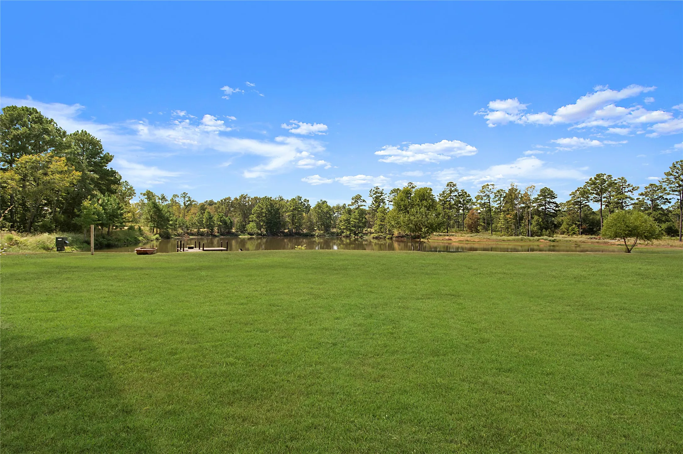 Single Family Residence For Sale in Harrison County , 8383 FM 2208, Longview, Texas 75650, 6 Bedroom, 5 Bathroom, 2 Garage spaces, 6,922 Sqft, built in 2022, mls#21400797, Real Estate Agent in Longview, Homes For Sale in Harrison county, Homes For Sale in Longview, Realtor in Longview Texas, Real Estate Brokerage Independent Realty Texas, Luminita Cordes Realtor