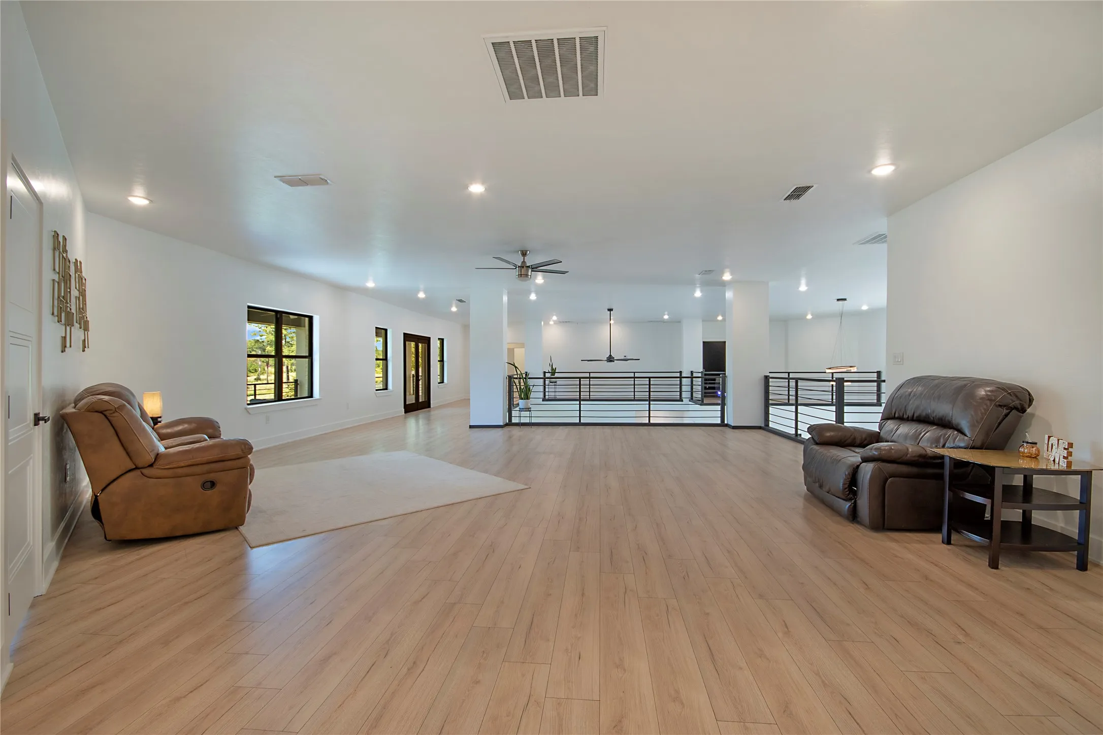 Single Family Residence For Sale in Harrison County , 8383 FM 2208, Longview, Texas 75650, 6 Bedroom, 5 Bathroom, 2 Garage spaces, 6,922 Sqft, built in 2022, mls#21400797, Real Estate Agent in Longview, Homes For Sale in Harrison county, Homes For Sale in Longview, Realtor in Longview Texas, Real Estate Brokerage Independent Realty Texas, Luminita Cordes Realtor