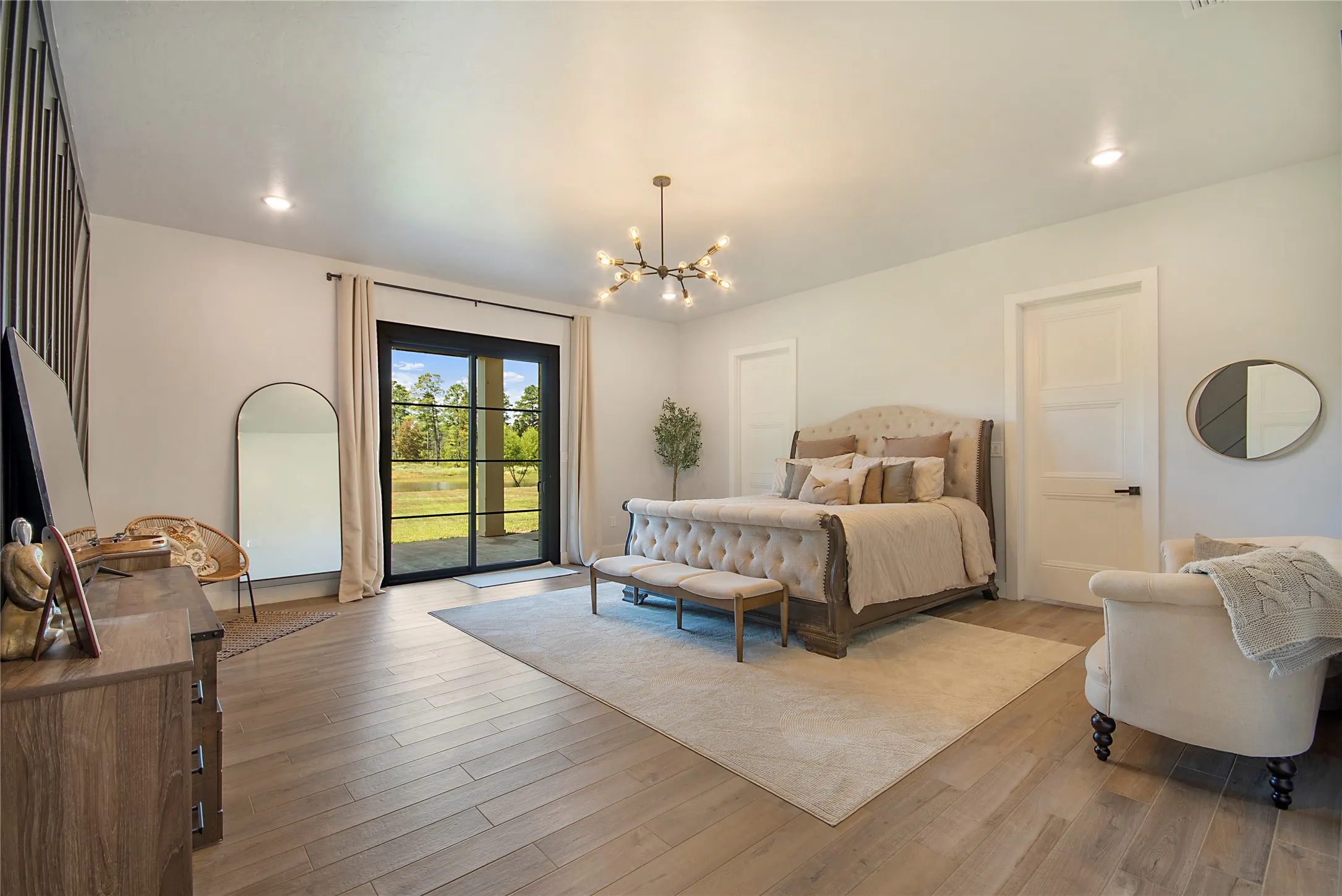 Single Family Residence For Sale in Harrison County , 8383 FM 2208, Longview, Texas 75650, 6 Bedroom, 5 Bathroom, 2 Garage spaces, 6,922 Sqft, built in 2022, mls#21400797, Real Estate Agent in Longview, Homes For Sale in Harrison county, Homes For Sale in Longview, Realtor in Longview Texas, Real Estate Brokerage Independent Realty Texas, Luminita Cordes Realtor