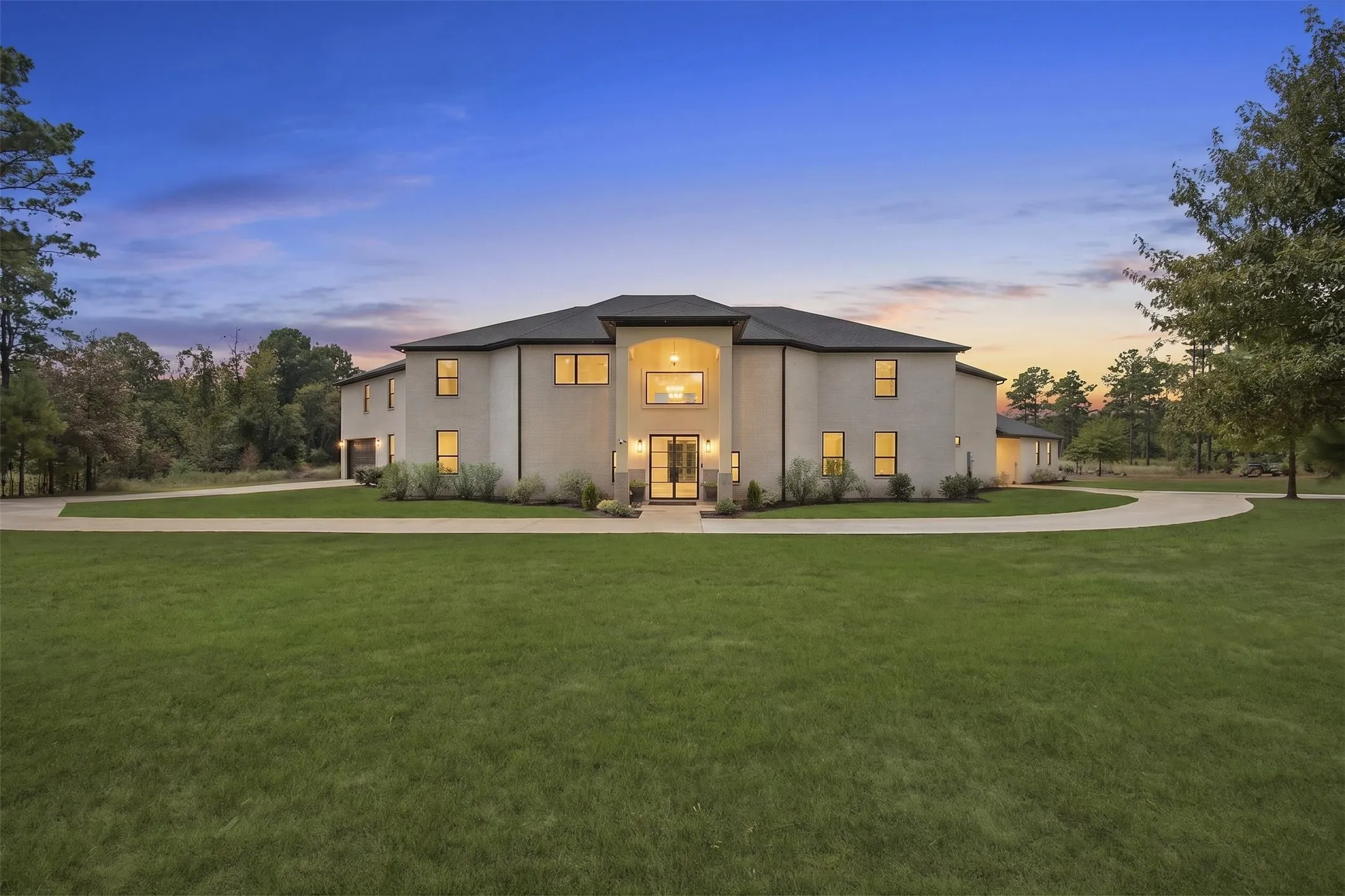 Single Family Residence For Sale in Harrison County , 8383 FM 2208, Longview, Texas 75650, 6 Bedroom, 5 Bathroom, 2 Garage spaces, 6,922 Sqft, built in 2022, mls#21400797, Real Estate Agent in Longview, Homes For Sale in Harrison county, Homes For Sale in Longview, Realtor in Longview Texas, Real Estate Brokerage Independent Realty Texas, Luminita Cordes Realtor