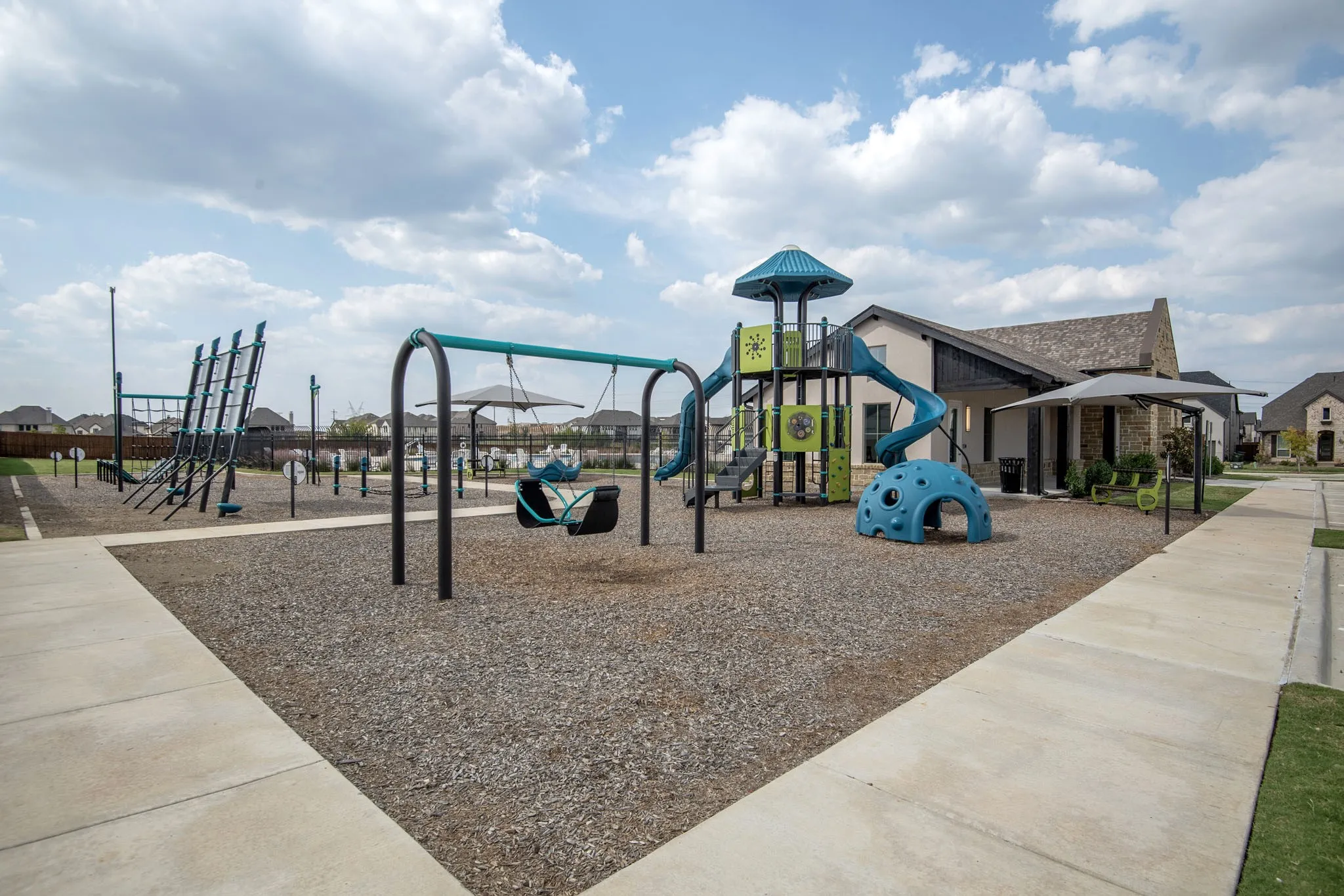 Single Family Residence For Sale in Denton County , 4908 Sir Cole Court, Carrollton, Texas 75010, 4 Bedroom, 3 Bathroom, 3 Garage spaces, 2,989 Sqft, built in 2022, mls#21398575, Real Estate Agent in Carrollton, Homes For Sale in Denton county, Homes For Sale in Carrollton, Realtor in Carrollton Texas, Real Estate Brokerage Independent Realty Texas, Luminita Cordes Realtor