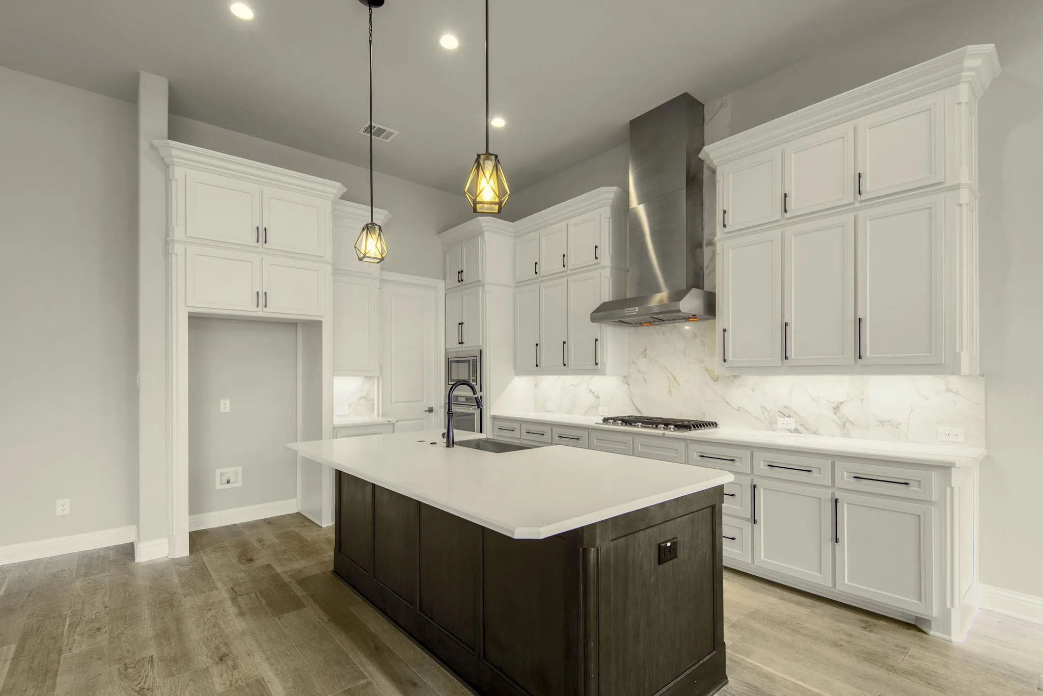 Single Family Residence For Sale in Denton County , 4908 Sir Cole Court, Carrollton, Texas 75010, 4 Bedroom, 3 Bathroom, 3 Garage spaces, 2,989 Sqft, built in 2022, mls#21398575, Real Estate Agent in Carrollton, Homes For Sale in Denton county, Homes For Sale in Carrollton, Realtor in Carrollton Texas, Real Estate Brokerage Independent Realty Texas, Luminita Cordes Realtor