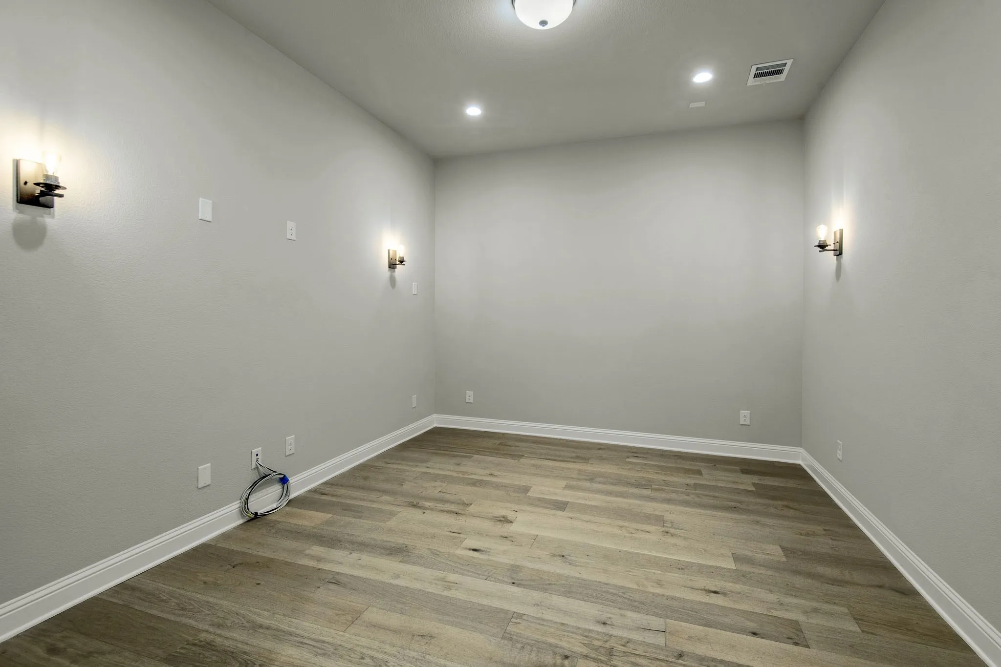 Single Family Residence For Sale in Denton County , 4908 Sir Cole Court, Carrollton, Texas 75010, 4 Bedroom, 3 Bathroom, 3 Garage spaces, 2,989 Sqft, built in 2022, mls#21398575, Real Estate Agent in Carrollton, Homes For Sale in Denton county, Homes For Sale in Carrollton, Realtor in Carrollton Texas, Real Estate Brokerage Independent Realty Texas, Luminita Cordes Realtor