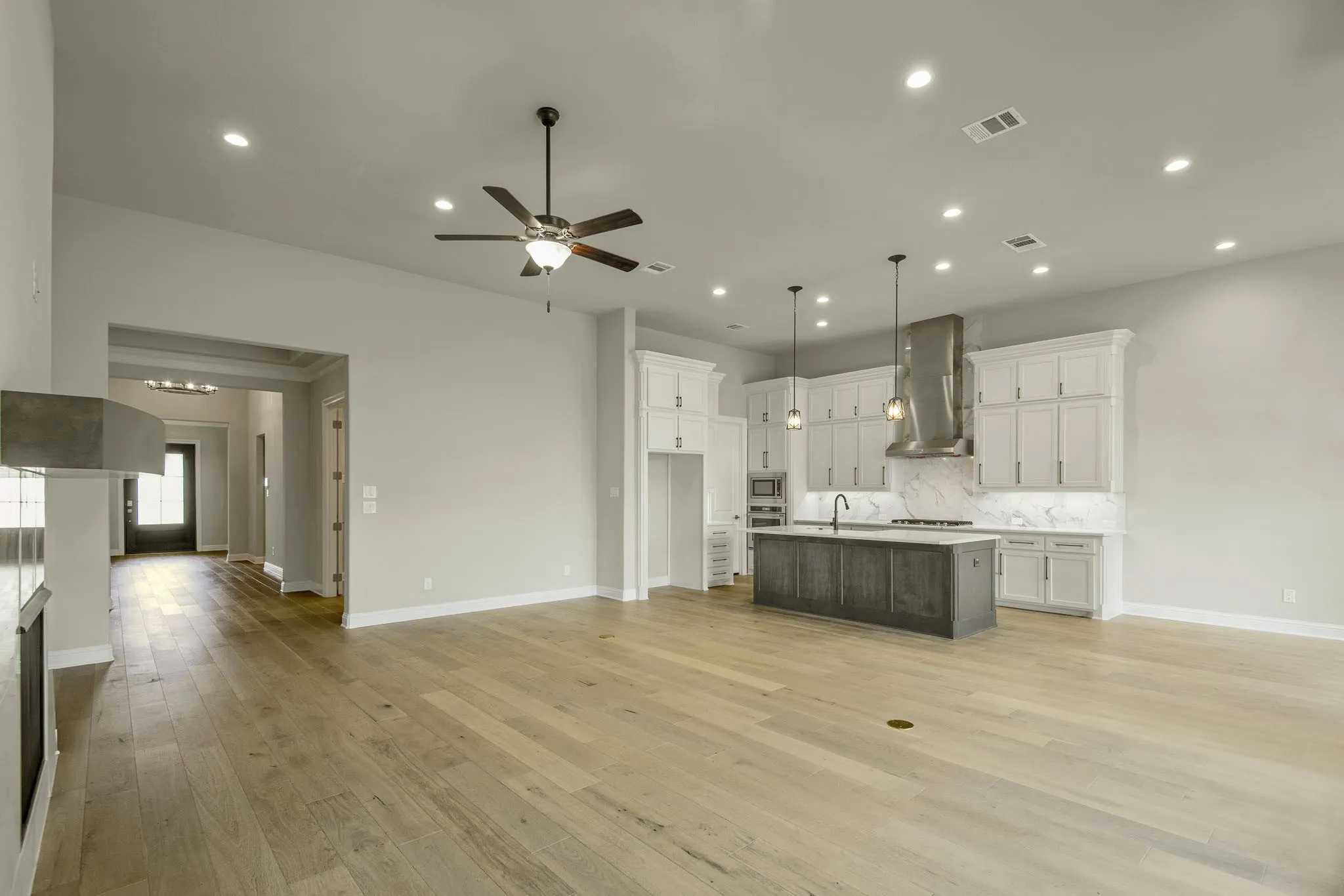 Single Family Residence For Sale in Denton County , 4908 Sir Cole Court, Carrollton, Texas 75010, 4 Bedroom, 3 Bathroom, 3 Garage spaces, 2,989 Sqft, built in 2022, mls#21398575, Real Estate Agent in Carrollton, Homes For Sale in Denton county, Homes For Sale in Carrollton, Realtor in Carrollton Texas, Real Estate Brokerage Independent Realty Texas, Luminita Cordes Realtor