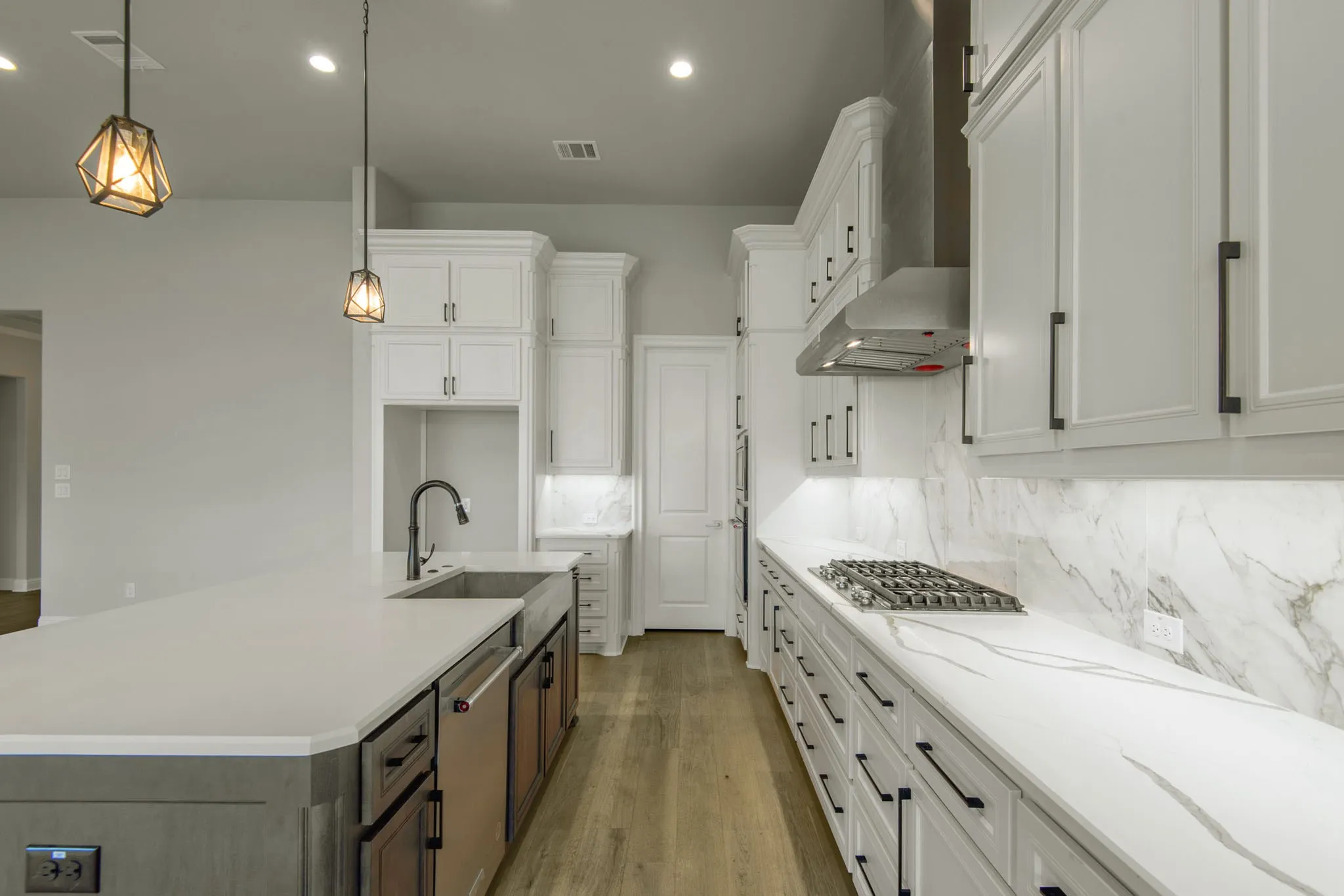 Single Family Residence For Sale in Denton County , 4908 Sir Cole Court, Carrollton, Texas 75010, 4 Bedroom, 3 Bathroom, 3 Garage spaces, 2,989 Sqft, built in 2022, mls#21398575, Real Estate Agent in Carrollton, Homes For Sale in Denton county, Homes For Sale in Carrollton, Realtor in Carrollton Texas, Real Estate Brokerage Independent Realty Texas, Luminita Cordes Realtor