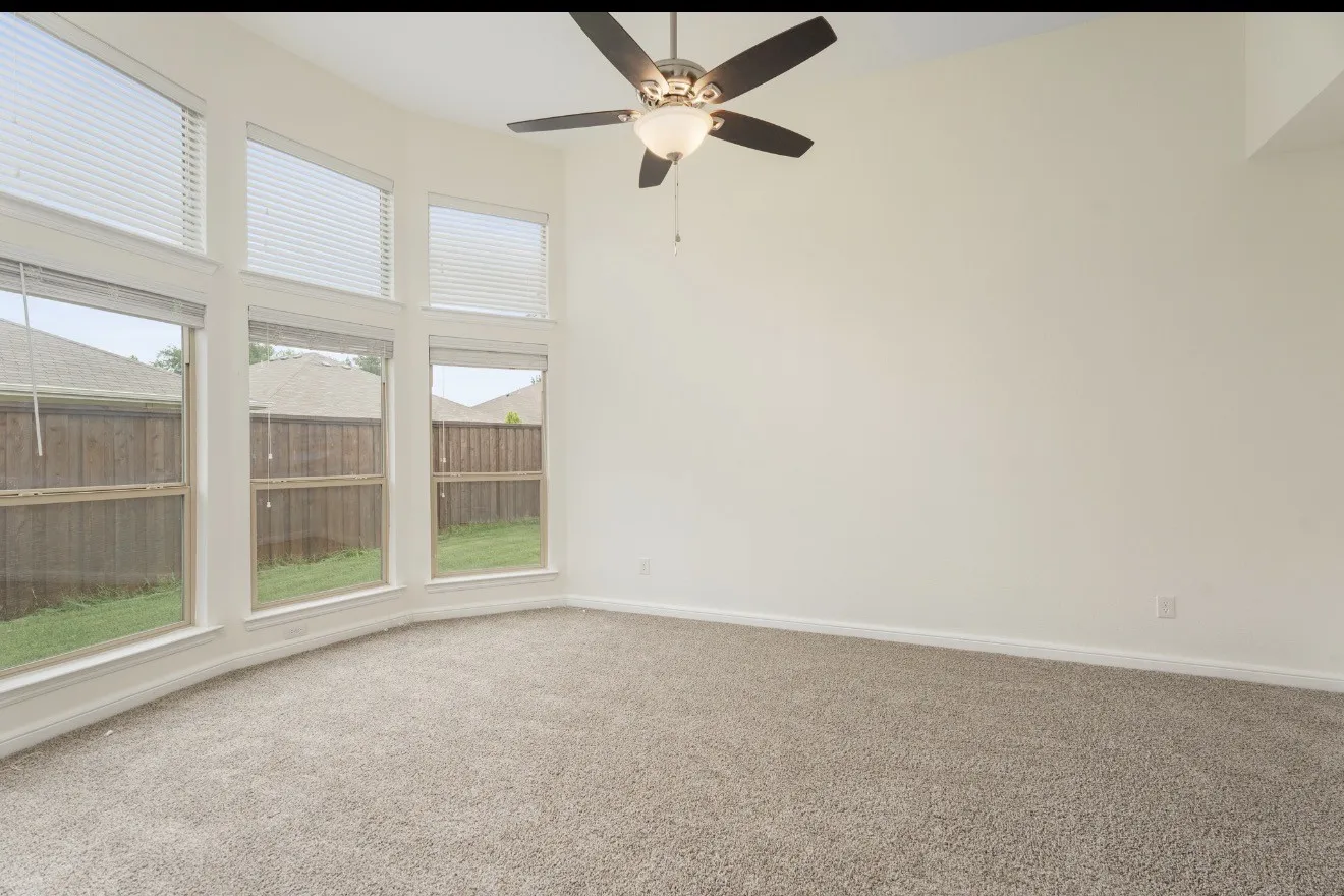 Single Family Residence For Rent in Denton County , 1413 Nightingale Drive, Aubrey, Texas 76227, 3 Bedroom, 2 Bathroom, 2 Garage spaces, 1,687 Sqft, built in 2012, mls#21397245, Real Estate Agent in Aubrey, Homes For Rent in Denton county, Homes For Rent in Aubrey, Realtor in Aubrey Texas, Real Estate Brokerage Independent Realty Texas, Luminita Cordes Realtor