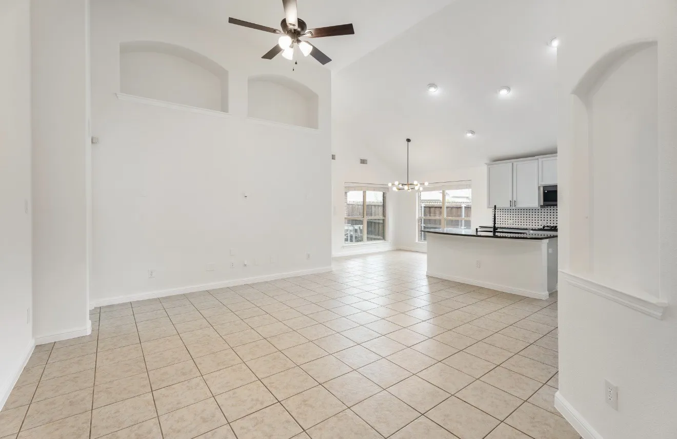 Single Family Residence For Rent in Denton County , 1413 Nightingale Drive, Aubrey, Texas 76227, 3 Bedroom, 2 Bathroom, 2 Garage spaces, 1,687 Sqft, built in 2012, mls#21397245, Real Estate Agent in Aubrey, Homes For Rent in Denton county, Homes For Rent in Aubrey, Realtor in Aubrey Texas, Real Estate Brokerage Independent Realty Texas, Luminita Cordes Realtor