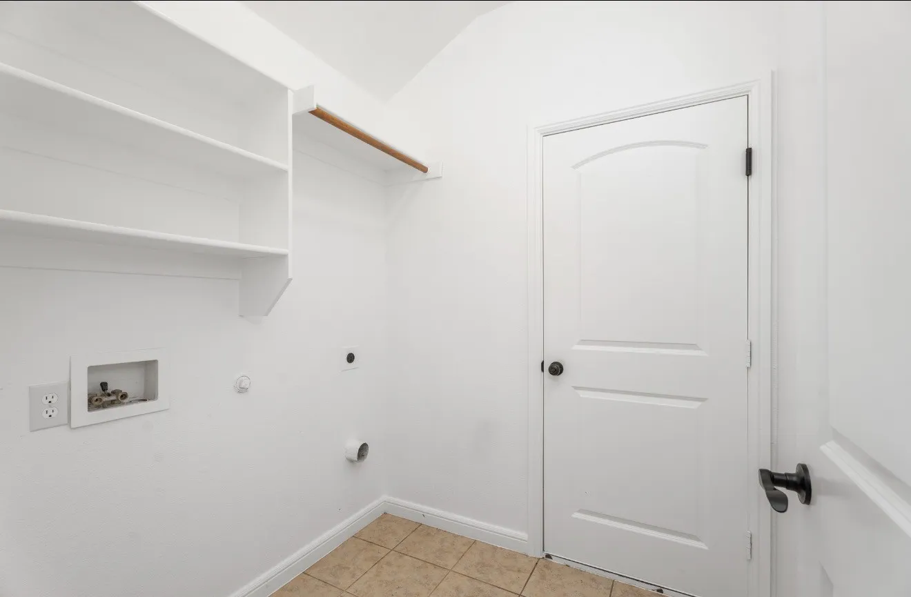 Single Family Residence For Rent in Denton County , 1413 Nightingale Drive, Aubrey, Texas 76227, 3 Bedroom, 2 Bathroom, 2 Garage spaces, 1,687 Sqft, built in 2012, mls#21397245, Real Estate Agent in Aubrey, Homes For Rent in Denton county, Homes For Rent in Aubrey, Realtor in Aubrey Texas, Real Estate Brokerage Independent Realty Texas, Luminita Cordes Realtor