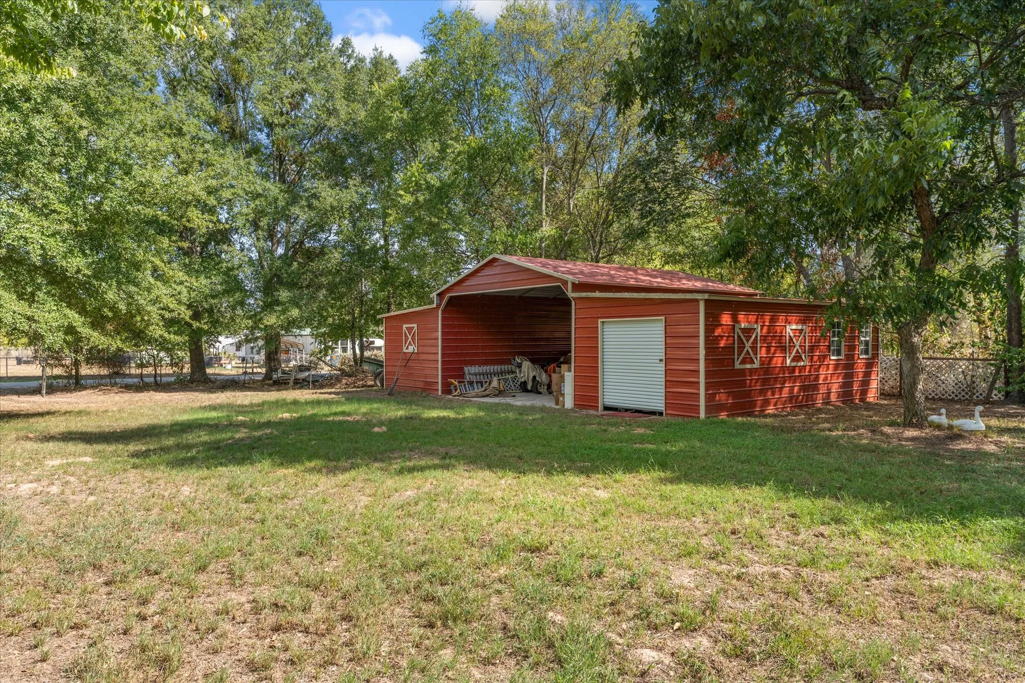 Single Family Residence For Sale in Henderson County , 718 Suncrest Drive, Tool, Texas 75143, 3 Bedroom, 1 Bathroom, Garage spaces, 1,350 Sqft, built in 1970, mls#21400951, Real Estate Agent in Tool, Homes For Sale in Henderson county, Homes For Sale in Tool, Realtor in Tool Texas, Real Estate Brokerage Independent Realty Texas, Luminita Cordes Realtor