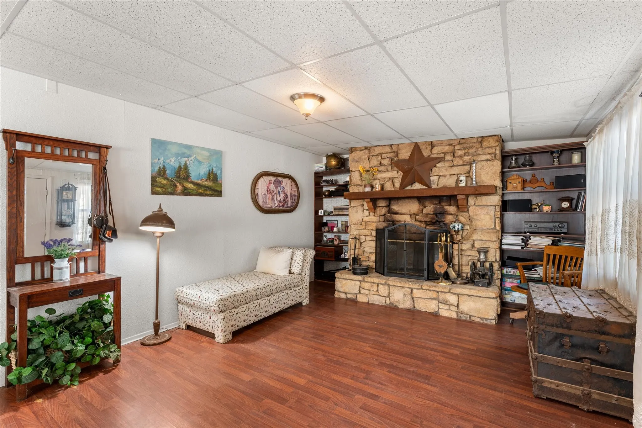 Single Family Residence For Sale in Henderson County , 718 Suncrest Drive, Tool, Texas 75143, 3 Bedroom, 1 Bathroom, Garage spaces, 1,350 Sqft, built in 1970, mls#21400951, Real Estate Agent in Tool, Homes For Sale in Henderson county, Homes For Sale in Tool, Realtor in Tool Texas, Real Estate Brokerage Independent Realty Texas, Luminita Cordes Realtor