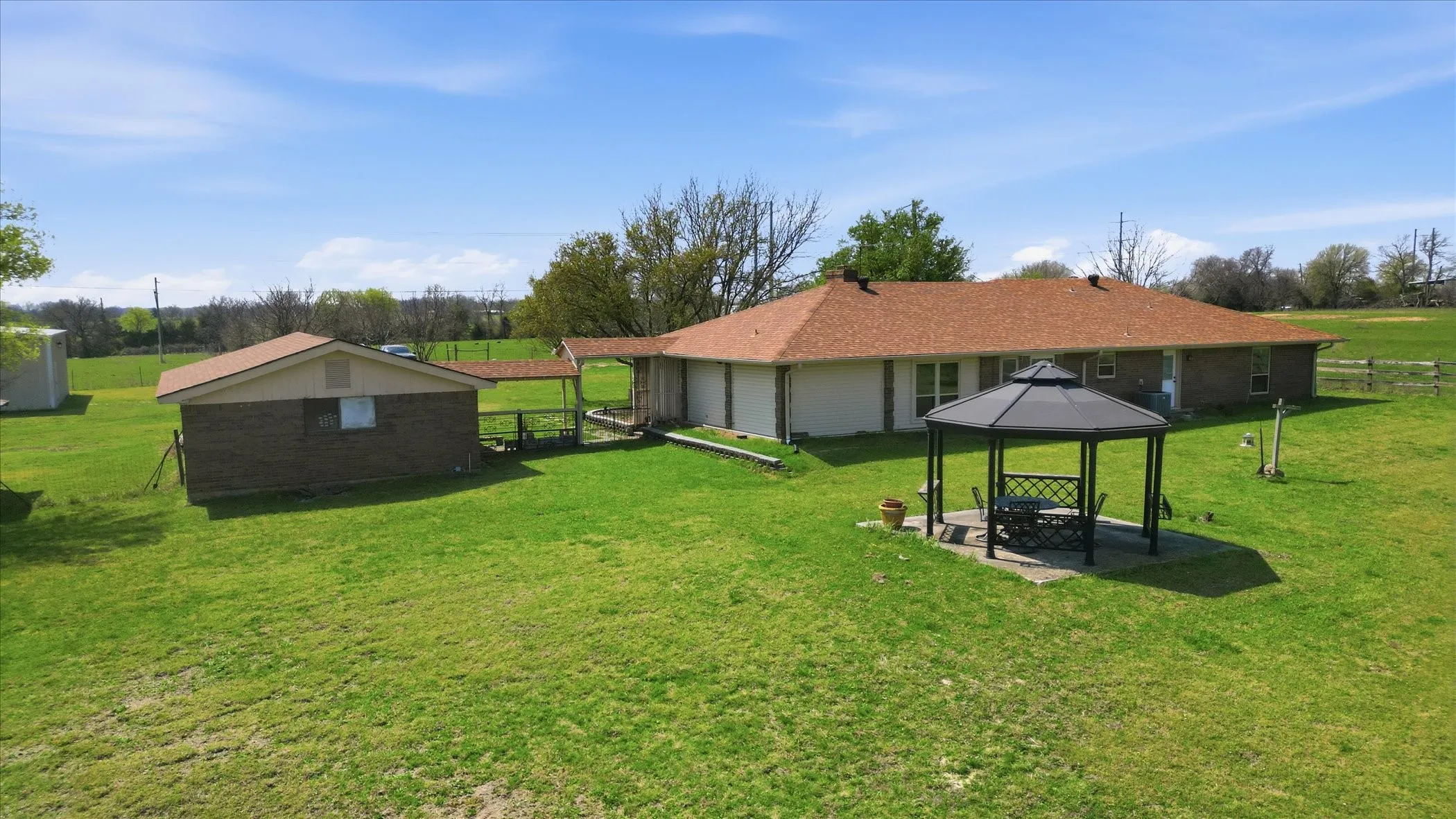 Improved Land For Sale in Collin County , 12099 County Rd 1028, Blue Ridge, Texas 75424, 0, 0, Garage spaces, 0 Sqft, built in 1980, mls#21400945, Real Estate Agent in Blue Ridge, Homes For Sale in Collin county, Homes For Sale in Blue Ridge, Realtor in Blue Ridge Texas, Real Estate Brokerage Independent Realty Texas, Luminita Cordes Realtor