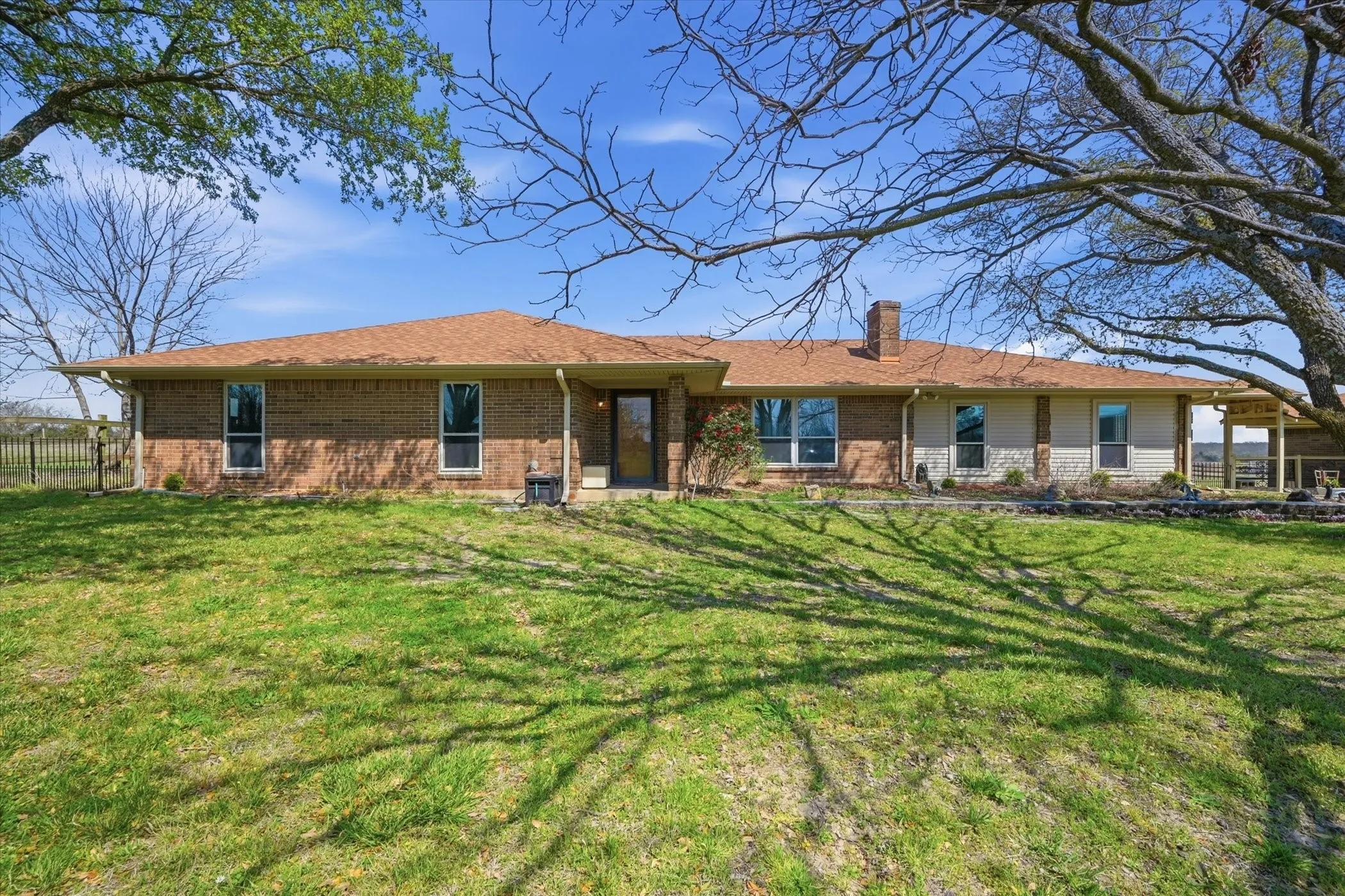 Improved Land For Sale in Collin County , 12099 County Rd 1028, Blue Ridge, Texas 75424, 0, 0, Garage spaces, 0 Sqft, built in 1980, mls#21400945, Real Estate Agent in Blue Ridge, Homes For Sale in Collin county, Homes For Sale in Blue Ridge, Realtor in Blue Ridge Texas, Real Estate Brokerage Independent Realty Texas, Luminita Cordes Realtor