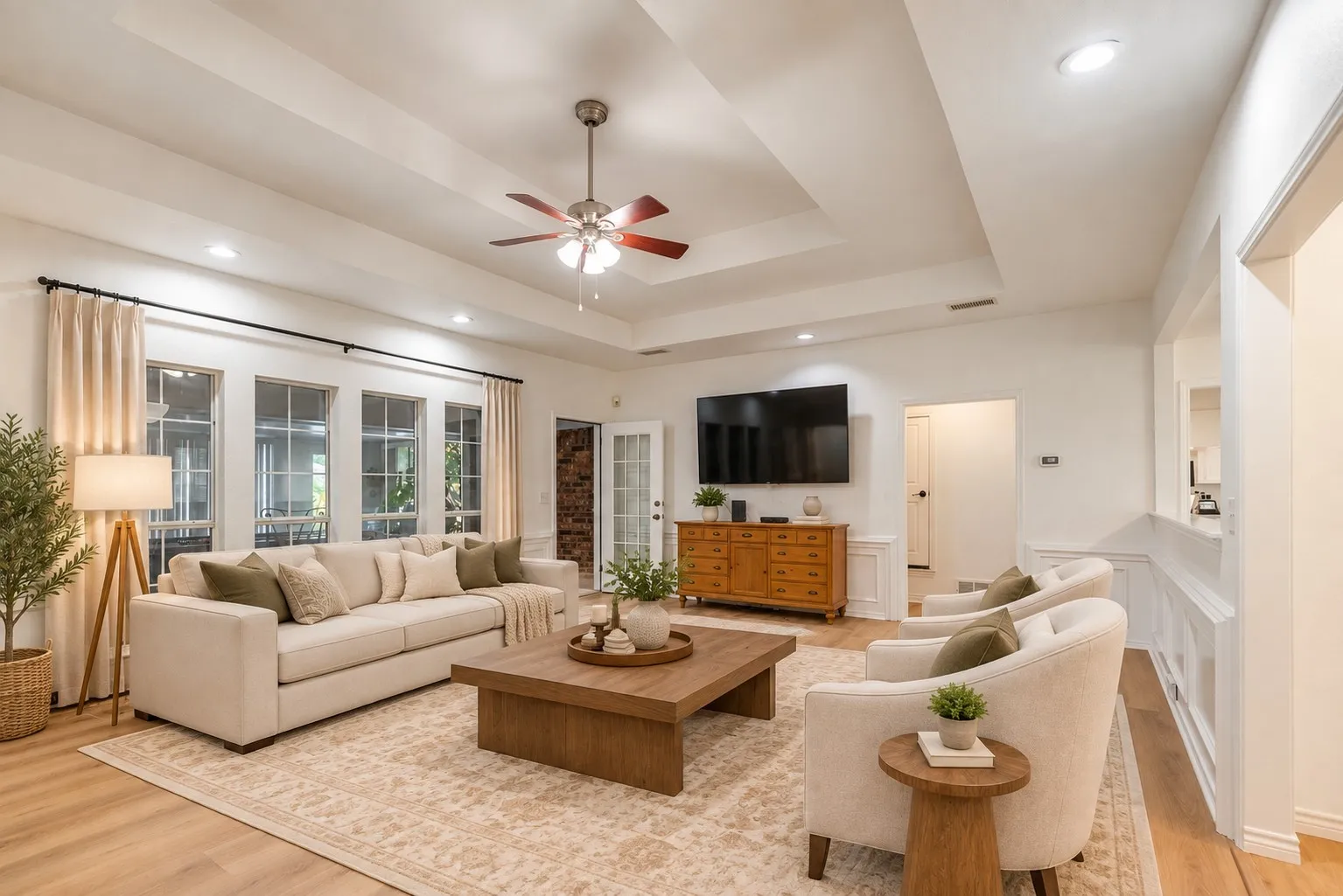 Single Family Residence For Sale in Tarrant County , 2108 Oakmeadow Place, Bedford, Texas 76021, 4 Bedroom, 2 Bathroom, 2 Garage spaces, 2,419 Sqft, built in 1986, mls#21398944, Real Estate Agent in Bedford, Homes For Sale in Tarrant county, Homes For Sale in Bedford, Realtor in Bedford Texas, Real Estate Brokerage Independent Realty Texas, Luminita Cordes Realtor