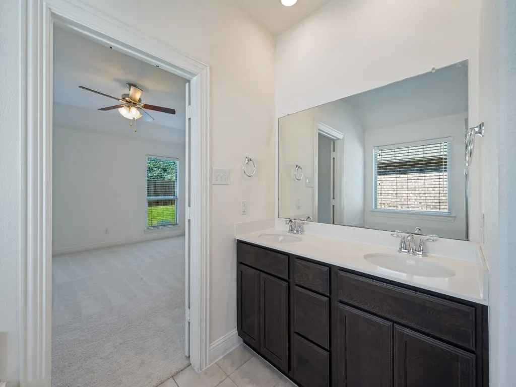 Single Family Residence For Sale in Denton County , 4501 Lakeview Drive, Frisco, Texas 75036, 3 Bedroom, 2 Bathroom, 2 Garage spaces, 1,788 Sqft, built in 2018, mls#21400472, Real Estate Agent in Frisco, Homes For Sale in Denton county, Homes For Sale in Frisco, Realtor in Frisco Texas, Real Estate Brokerage Independent Realty Texas, Luminita Cordes Realtor