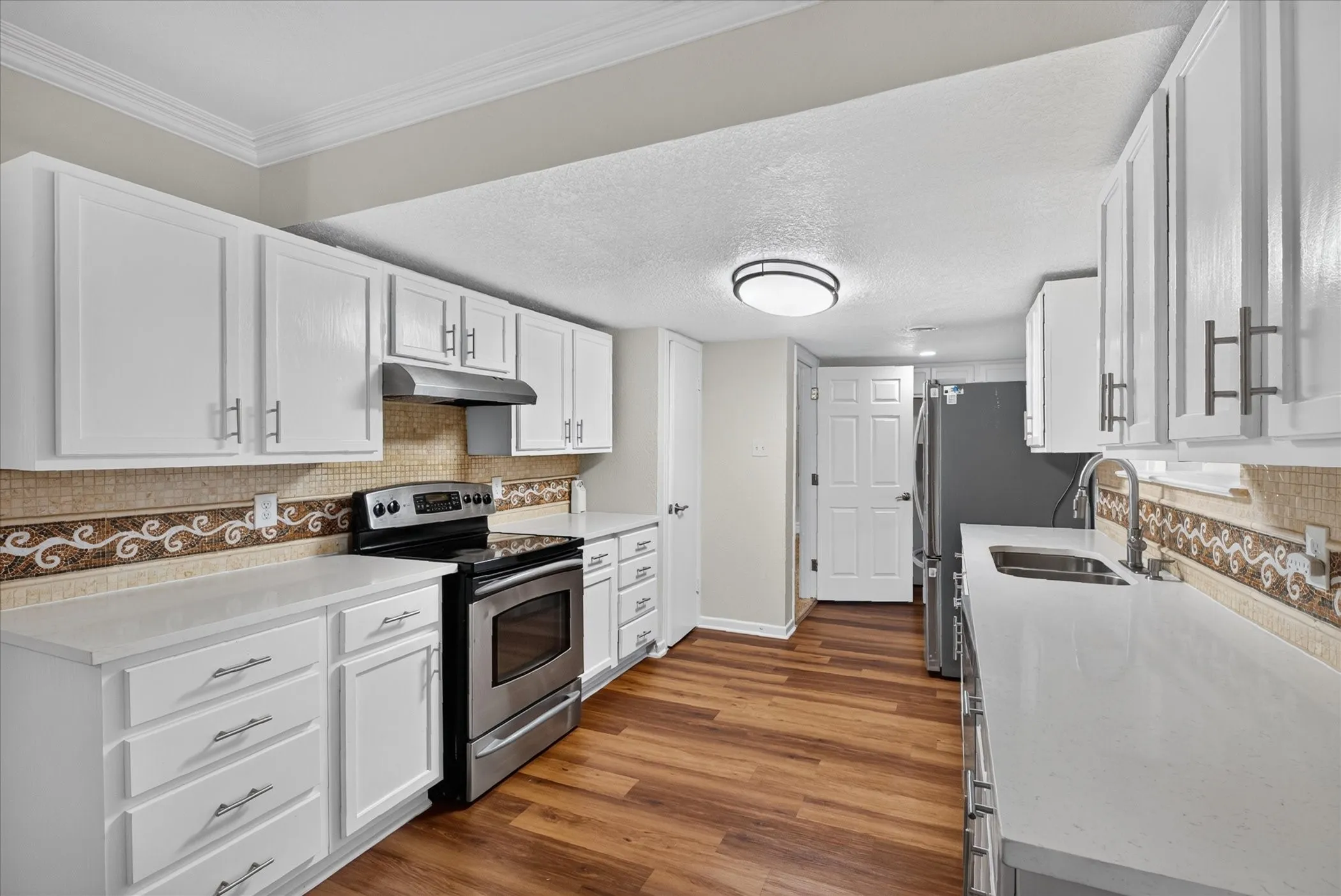 Single Family Residence For Sale in Dallas County , 2983 Amber Lane, Farmers Branch, Texas 75234, 4 Bedroom, 4 Bathroom, Garage spaces, 1,600 Sqft, built in 1959, mls#21400896, Real Estate Agent in Farmers Branch, Homes For Sale in Dallas county, Homes For Sale in Farmers Branch, Realtor in Farmers Branch Texas, Real Estate Brokerage Independent Realty Texas, Luminita Cordes Realtor