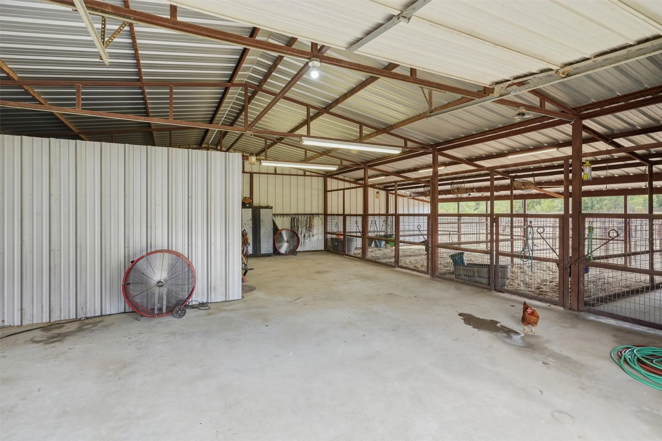 Farm For Sale in Parker County , 13827 Baker Road, Weatherford, Texas 76087, 3 Bedroom, 2 Bathroom, 2 Garage spaces, 1,380 Sqft, built in 1997, mls#21397345, Real Estate Agent in Weatherford, Homes For Sale in Parker county, Homes For Sale in Weatherford, Realtor in Weatherford Texas, Real Estate Brokerage Independent Realty Texas, Luminita Cordes Realtor