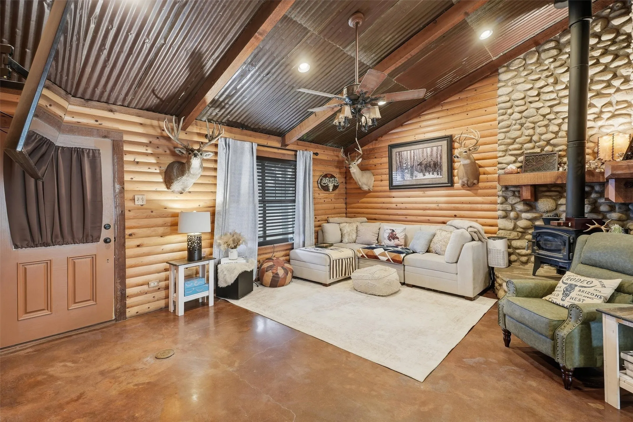 Farm For Sale in Parker County , 13827 Baker Road, Weatherford, Texas 76087, 3 Bedroom, 2 Bathroom, 2 Garage spaces, 1,380 Sqft, built in 1997, mls#21397345, Real Estate Agent in Weatherford, Homes For Sale in Parker county, Homes For Sale in Weatherford, Realtor in Weatherford Texas, Real Estate Brokerage Independent Realty Texas, Luminita Cordes Realtor