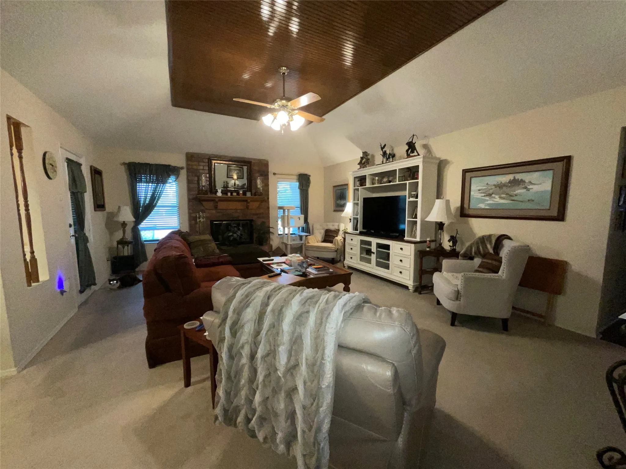 Single Family Residence For Sale in Mc Lennan County , 108 Jim Circle, Lorena, Texas 76655, 3 Bedroom, 2 Bathroom, 2 Garage spaces, 1,730 Sqft, built in 1988, mls#21397743, Real Estate Agent in Lorena, Homes For Sale in Mc Lennan county, Homes For Sale in Lorena, Realtor in Lorena Texas, Real Estate Brokerage Independent Realty Texas, Luminita Cordes Realtor
