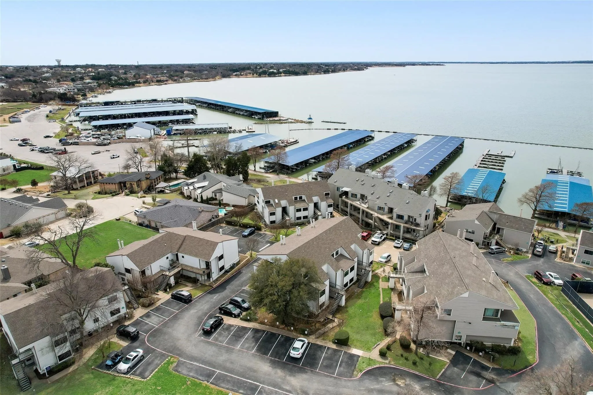 Condominium For Sale in Rockwall County , 438 Yacht Club Drive D, Rockwall, Texas 75032, 1 Bedroom, 1 Bathroom, Garage spaces, 892 Sqft, built in 1990, mls#21399691, Real Estate Agent in Rockwall, Homes For Sale in Rockwall county, Homes For Sale in Rockwall, Realtor in Rockwall Texas, Real Estate Brokerage Independent Realty Texas, Luminita Cordes Realtor