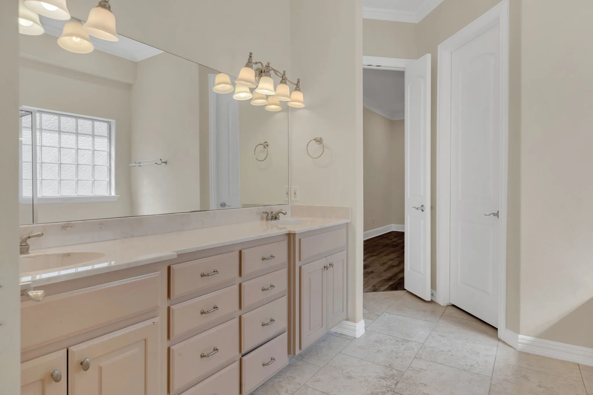 Ensuite Bath