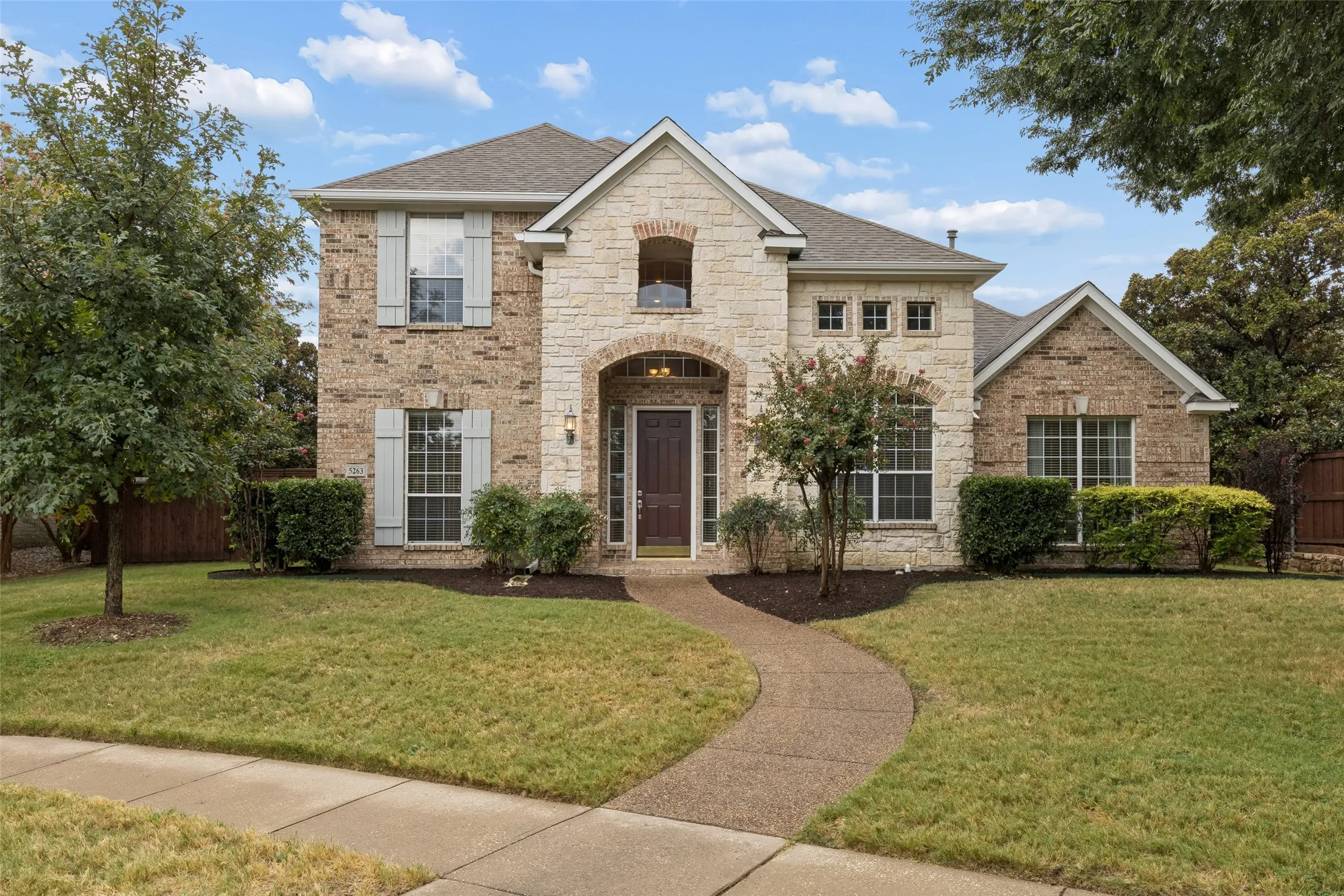 Single Family Residence For Sale in Denton County , 5263 Loma Alta Drive, Frisco, Texas 75034, 4 Bedroom, 3 Bathroom, 2 Garage spaces, 3,253 Sqft, built in 1998, mls#21400606, Real Estate Agent in Frisco, Homes For Sale in Denton county, Homes For Sale in Frisco, Realtor in Frisco Texas, Real Estate Brokerage Independent Realty Texas, Luminita Cordes Realtor
