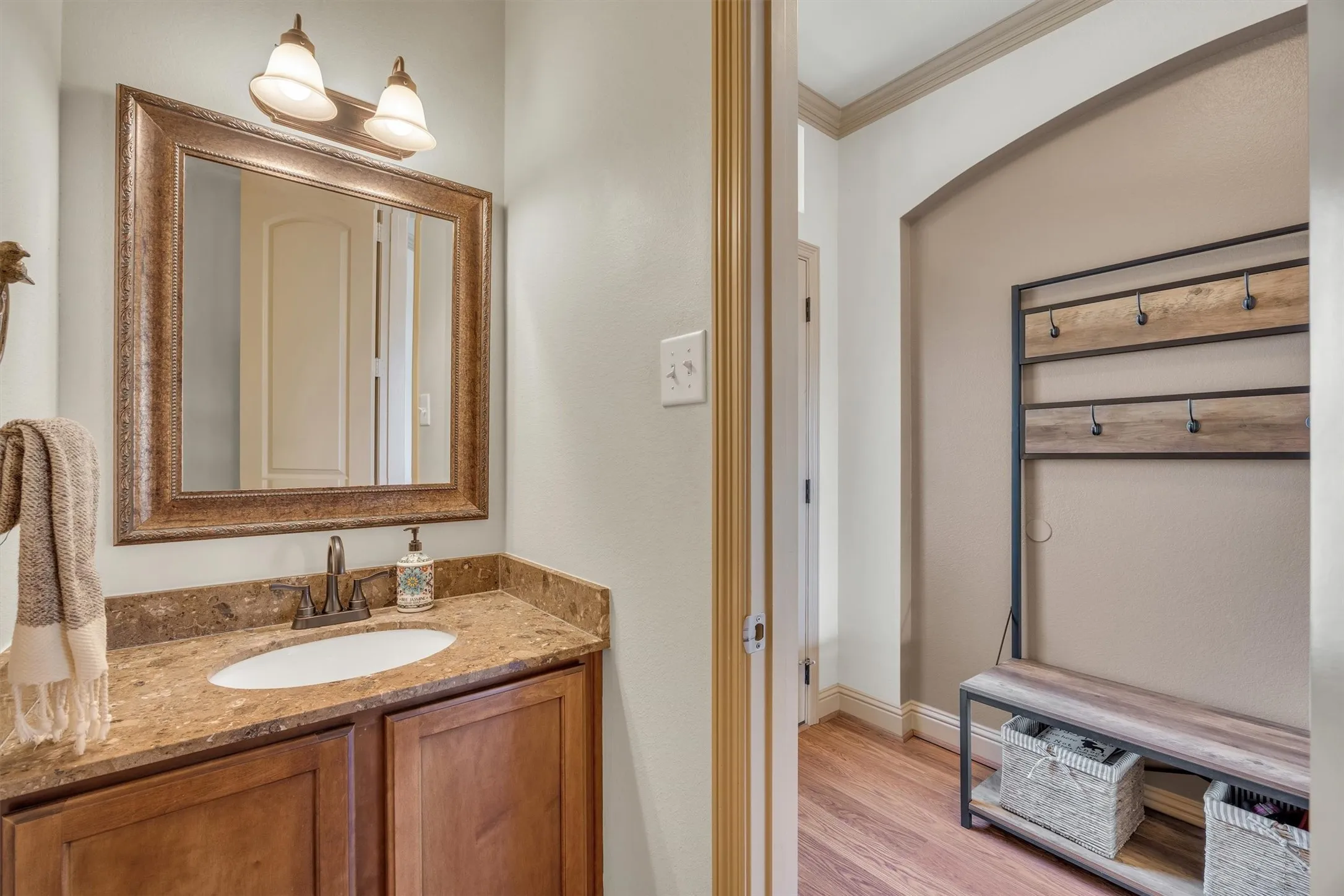Townhouse For Sale in Dallas County , 4248 Nia Drive, Irving, Texas 75038, 4 Bedroom, 4 Bathroom, 2 Garage spaces, 2,364 Sqft, built in 2008, mls#21398351, Real Estate Agent in Irving, Homes For Sale in Dallas county, Homes For Sale in Irving, Realtor in Irving Texas, Real Estate Brokerage Independent Realty Texas, Luminita Cordes Realtor